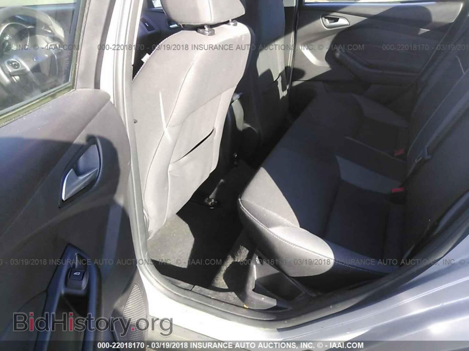 2013 Ford Focus - VIN: 1FADP3F23DL353561 - Photo 8