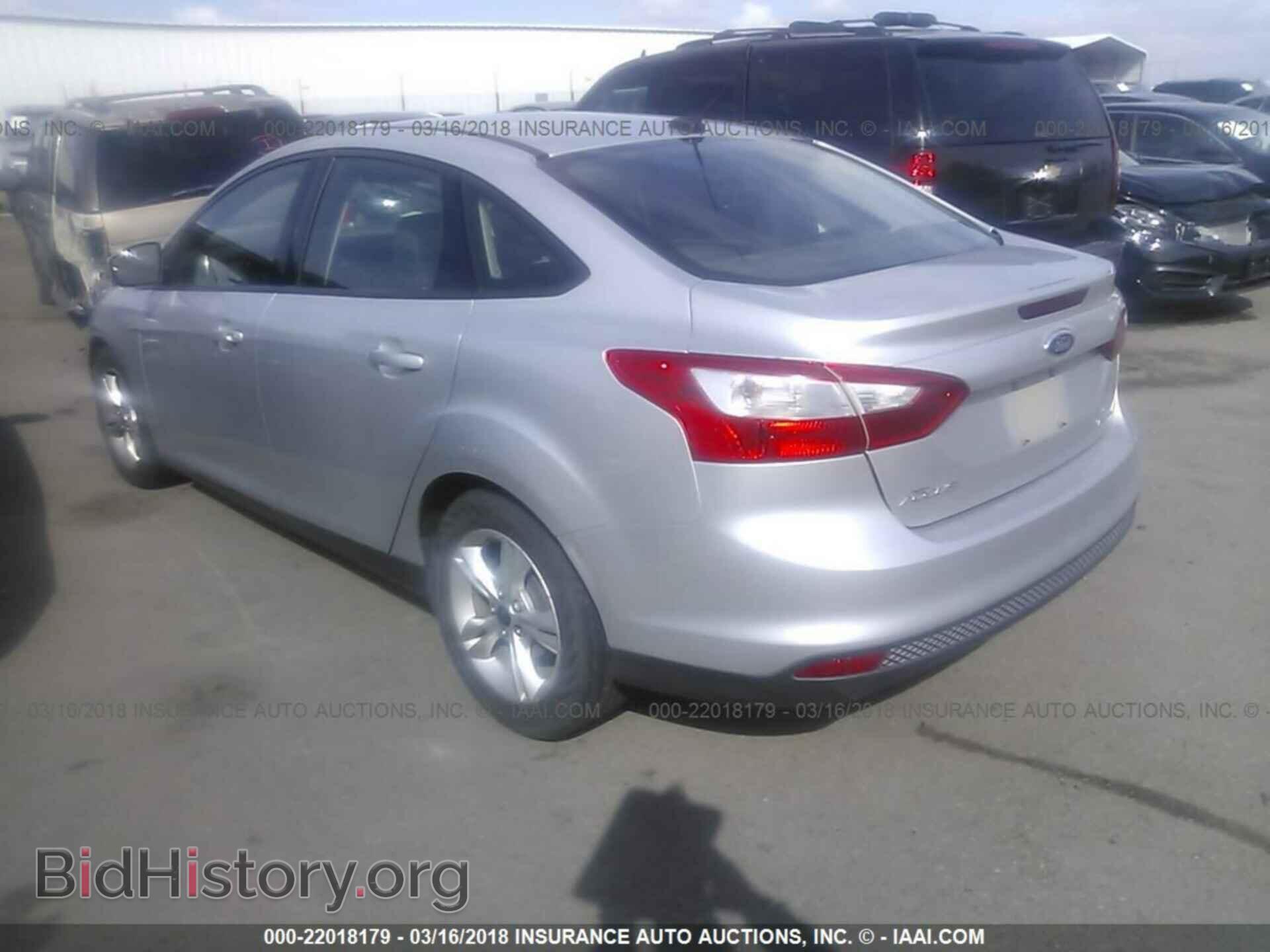 2014 Ford Focus - VIN: 1FADP3F29EL111407 - Photo 3