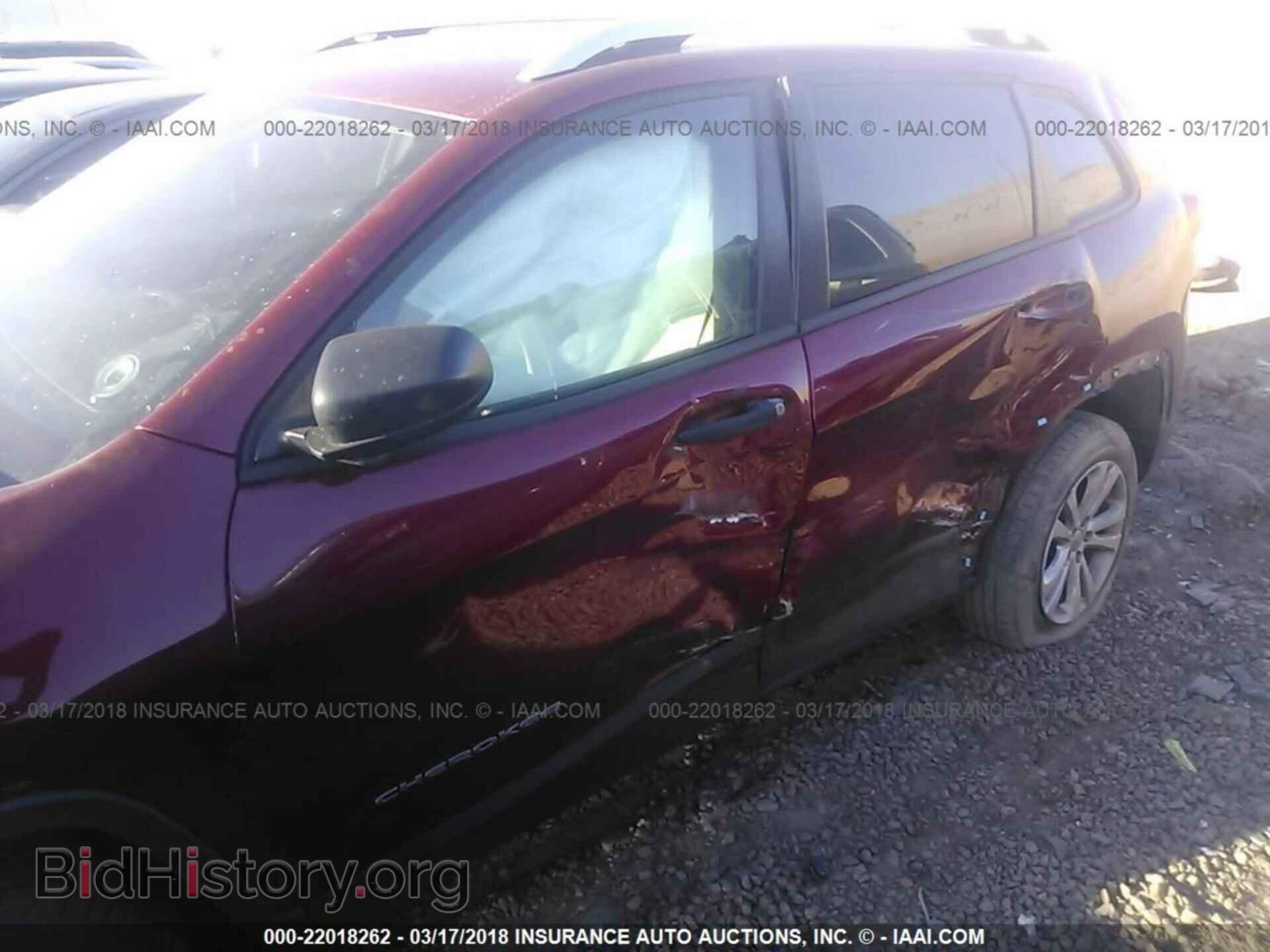 2015 Jeep Cherokee - VIN: 1C4PJLABXFW611947 - Фото 6