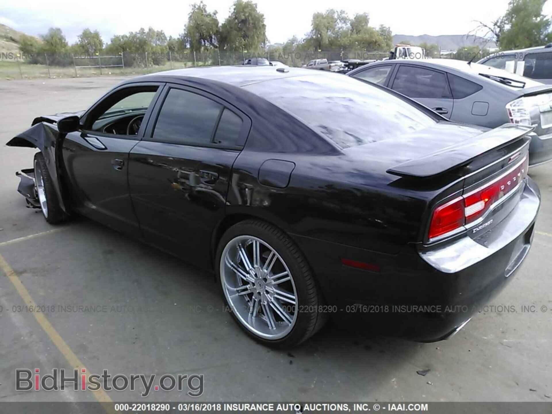 2012 Dodge Charger - VIN: 2C3CDXBG1CH218201 - Фото 3