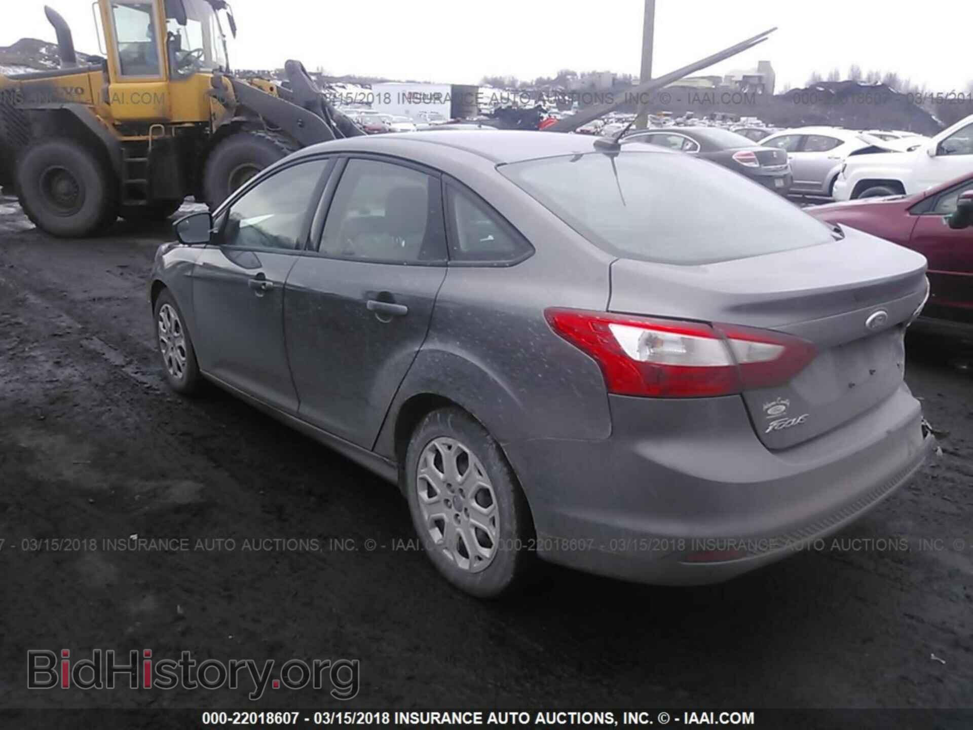 2012 Ford Focus - VIN: 1FAHP3F25CL219361 - Фото 3