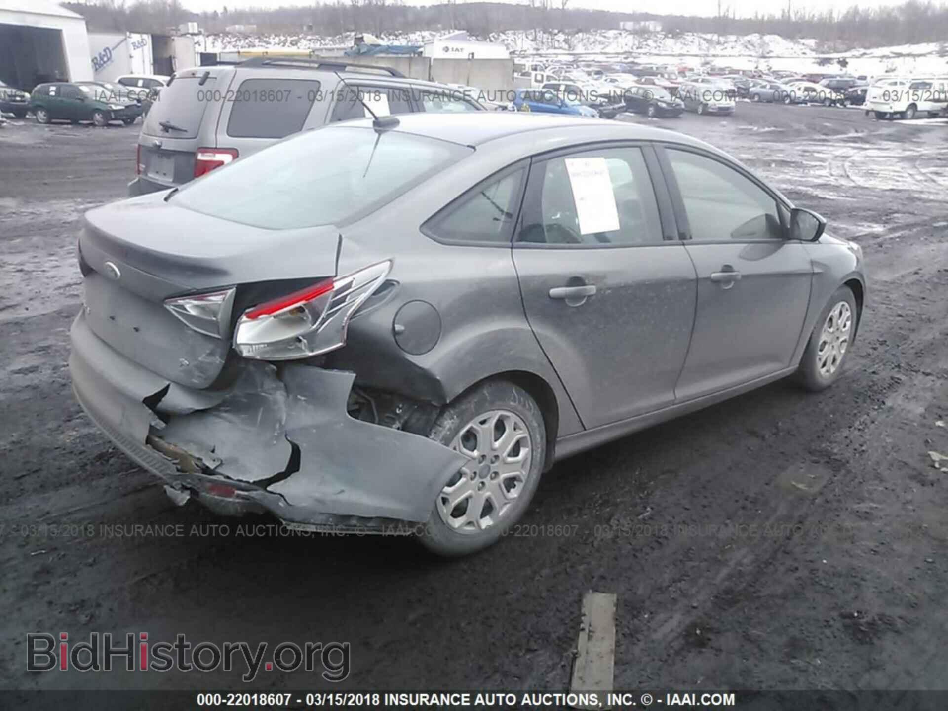 2012 Ford Focus - VIN: 1FAHP3F25CL219361 - Фото 4