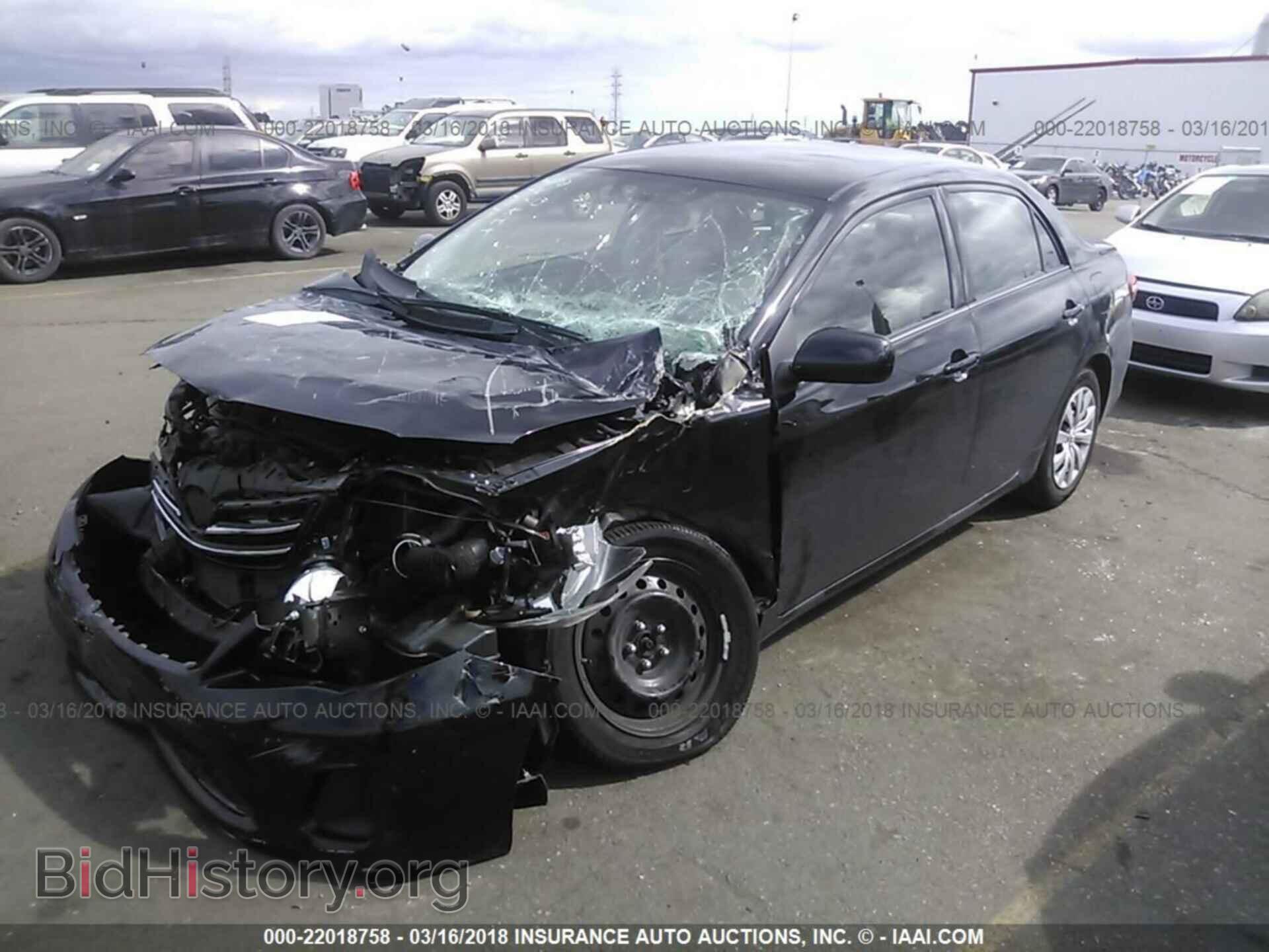 2013 Toyota Corolla - VIN: 5YFBU4EE0DP209601 - Фото 2