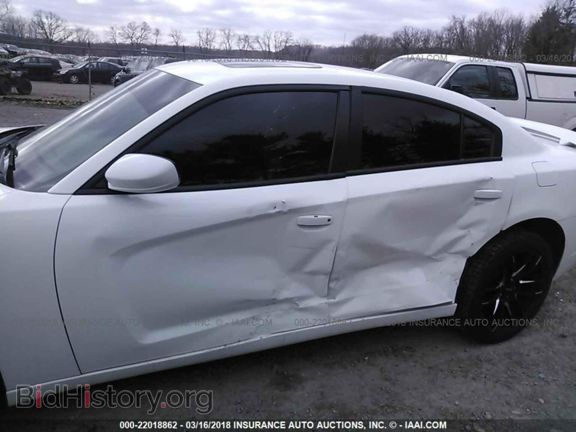 2011 Dodge Charger - VIN: 2B3CL3CG2BH591494 - Photo 6