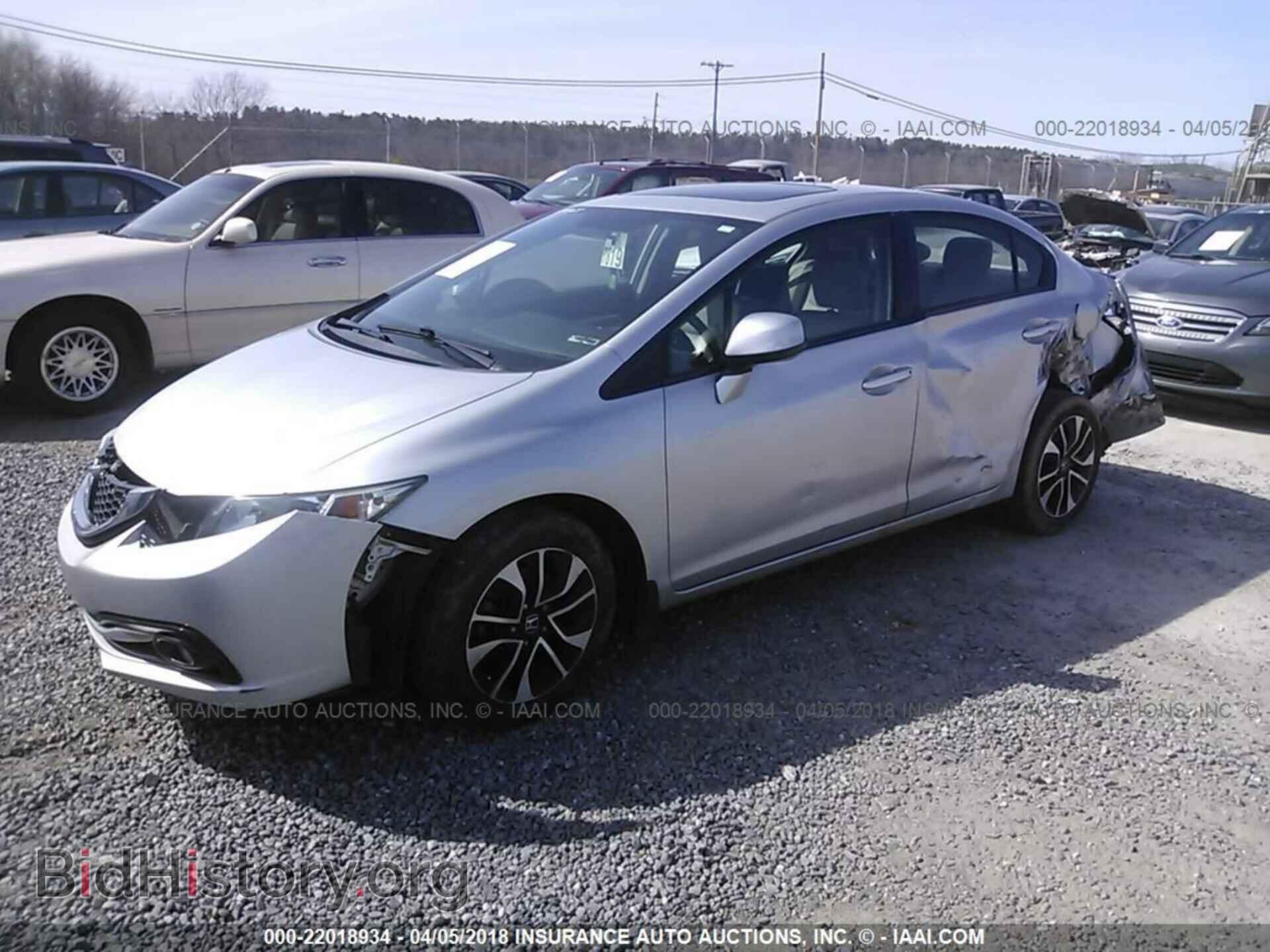 2013 Honda Civic - VIN: 19XFB2F94DE010243 - Photo 2