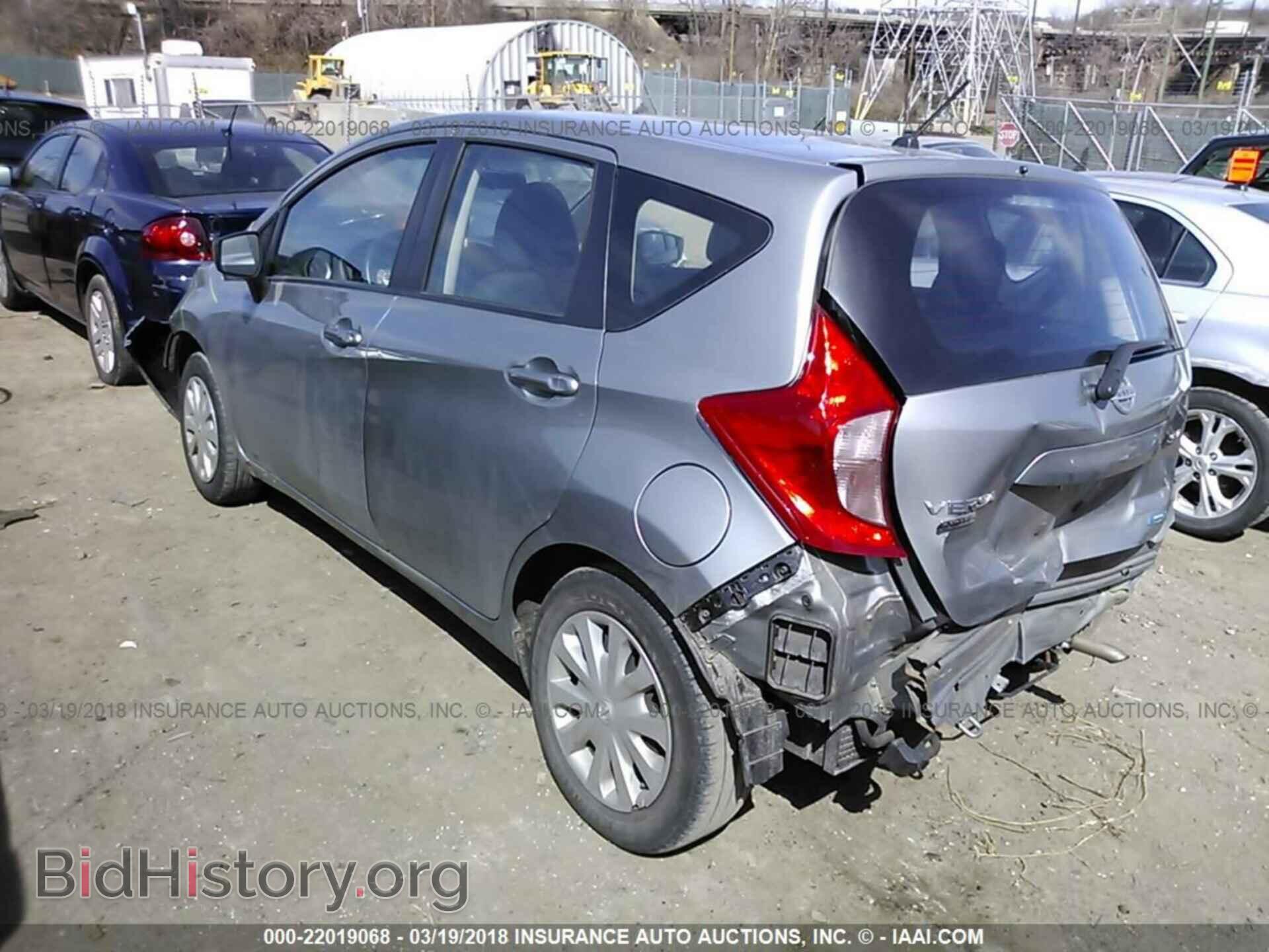 2015 Nissan Versa note - VIN: 3N1CE2CP4FL391624 - Фото 3