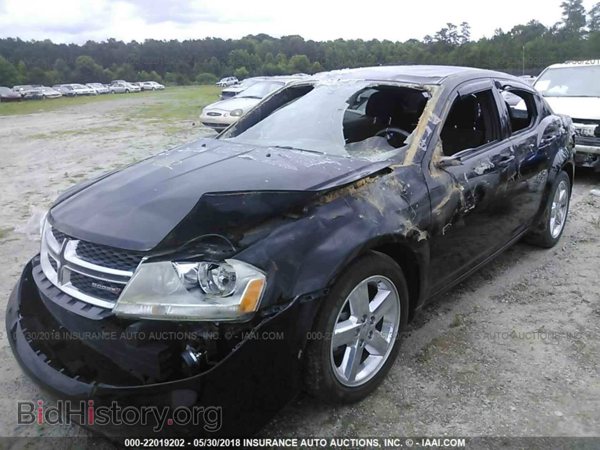 2014 Dodge Avenger - VIN: 1C3CDZAB1EN116666 - Фото 2