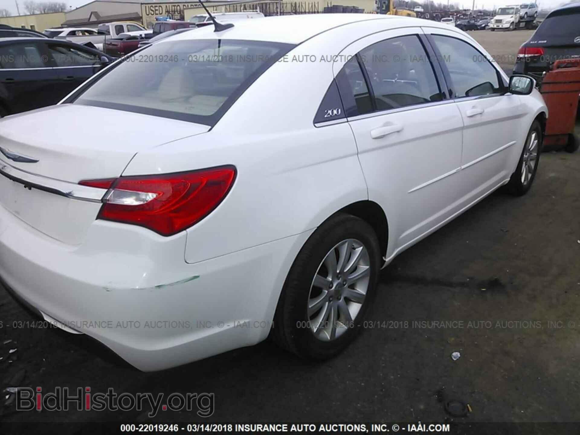 2012 Chrysler 200 - VIN: 1C3CCBBB9CN155009 - Фото 4