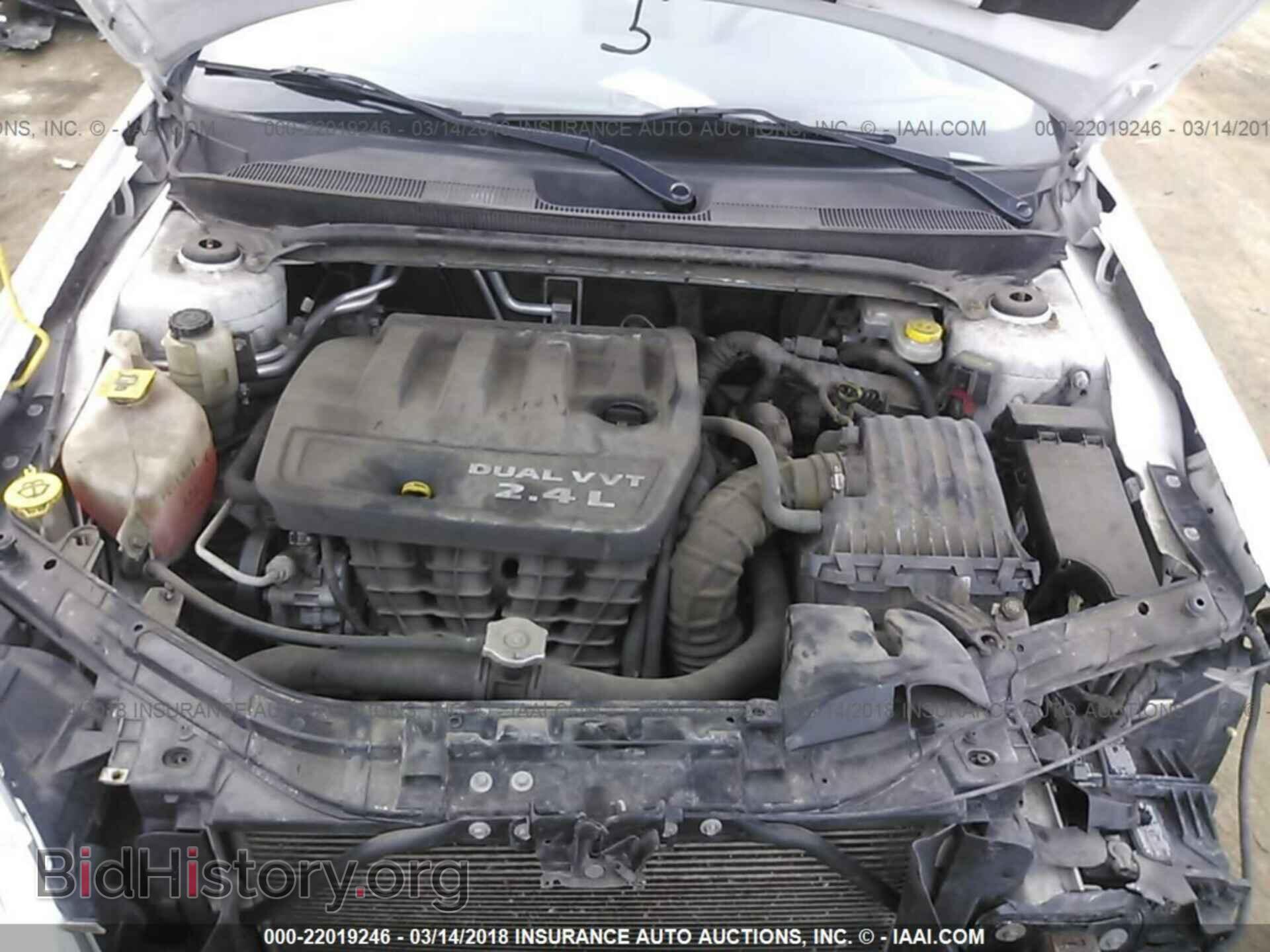 2012 Chrysler 200 - VIN: 1C3CCBBB9CN155009 - Фото 10