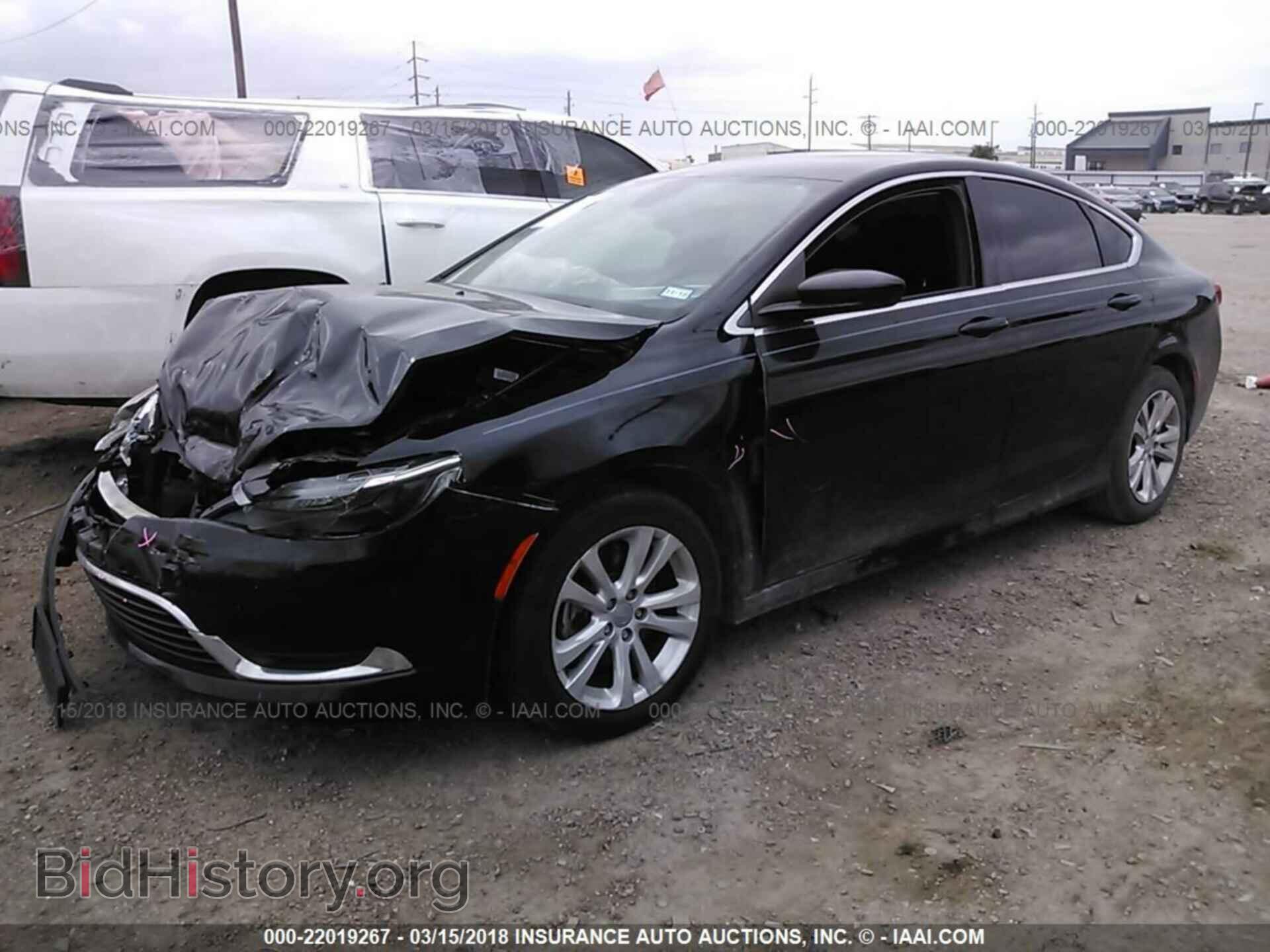 2016 Chrysler 200 - VIN: 1C3CCCAB6GN109750 - Photo 2