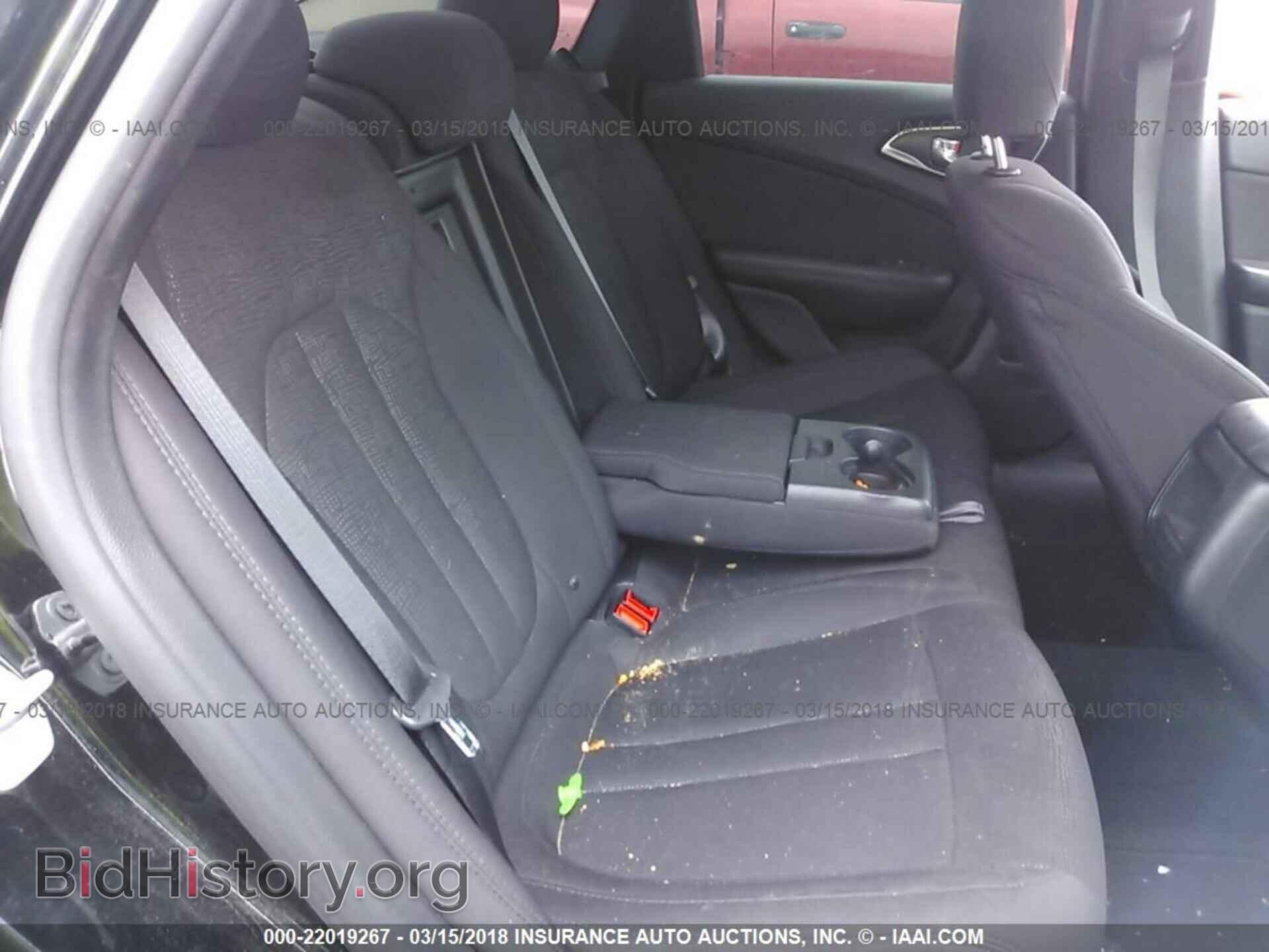 2016 Chrysler 200 - VIN: 1C3CCCAB6GN109750 - Photo 8