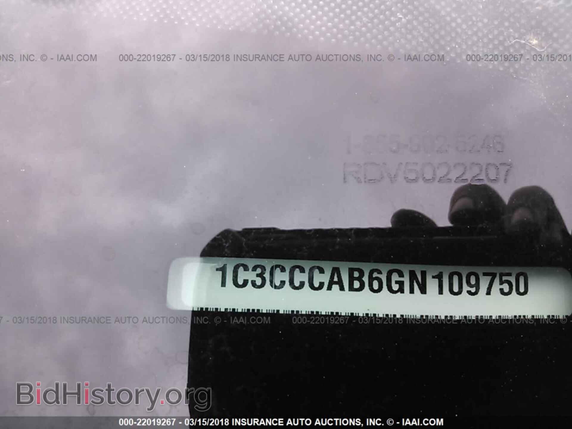 2016 Chrysler 200 - VIN: 1C3CCCAB6GN109750 - Photo 9