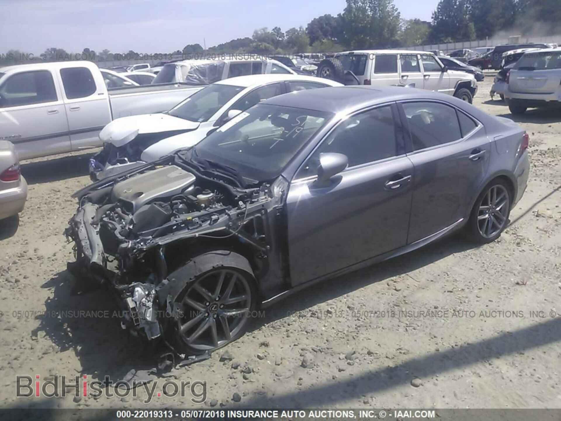 2016 Lexus Is - VIN: JTHCE1D24G5010395 - Фото 2