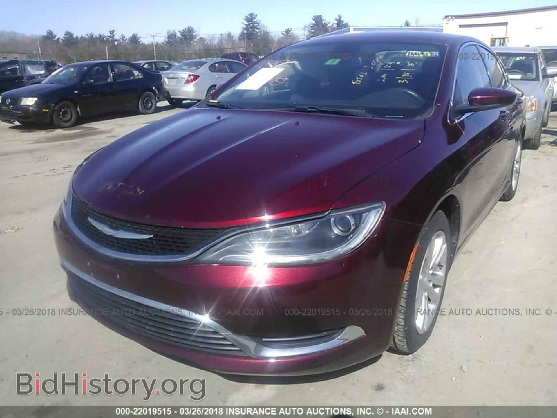 2015 Chrysler 200 - VIN: 1C3CCCAB2FN670767 - Photo 2