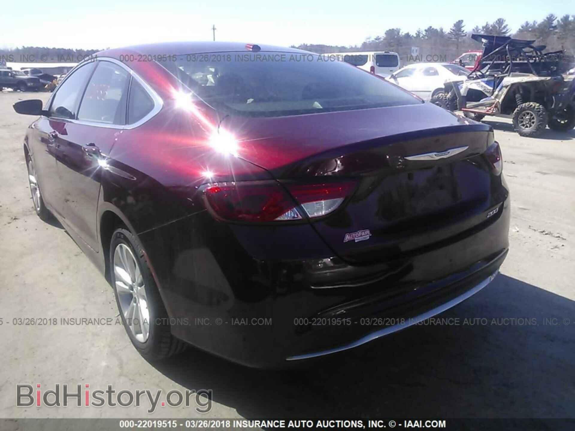 2015 Chrysler 200 - VIN: 1C3CCCAB2FN670767 - Photo 3