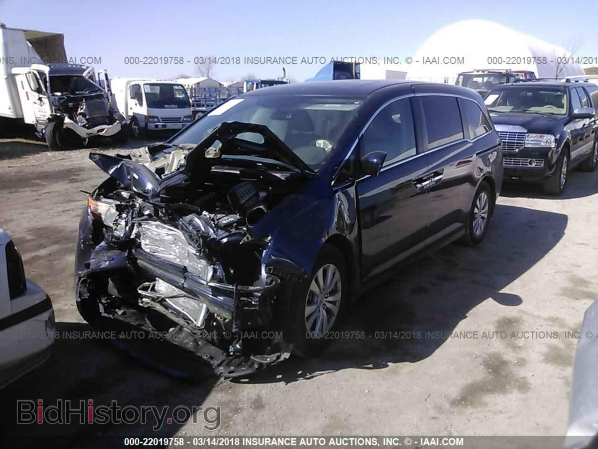 2017 Honda Odyssey - VIN: 5FNRL5H62HB003192 - Фото 2
