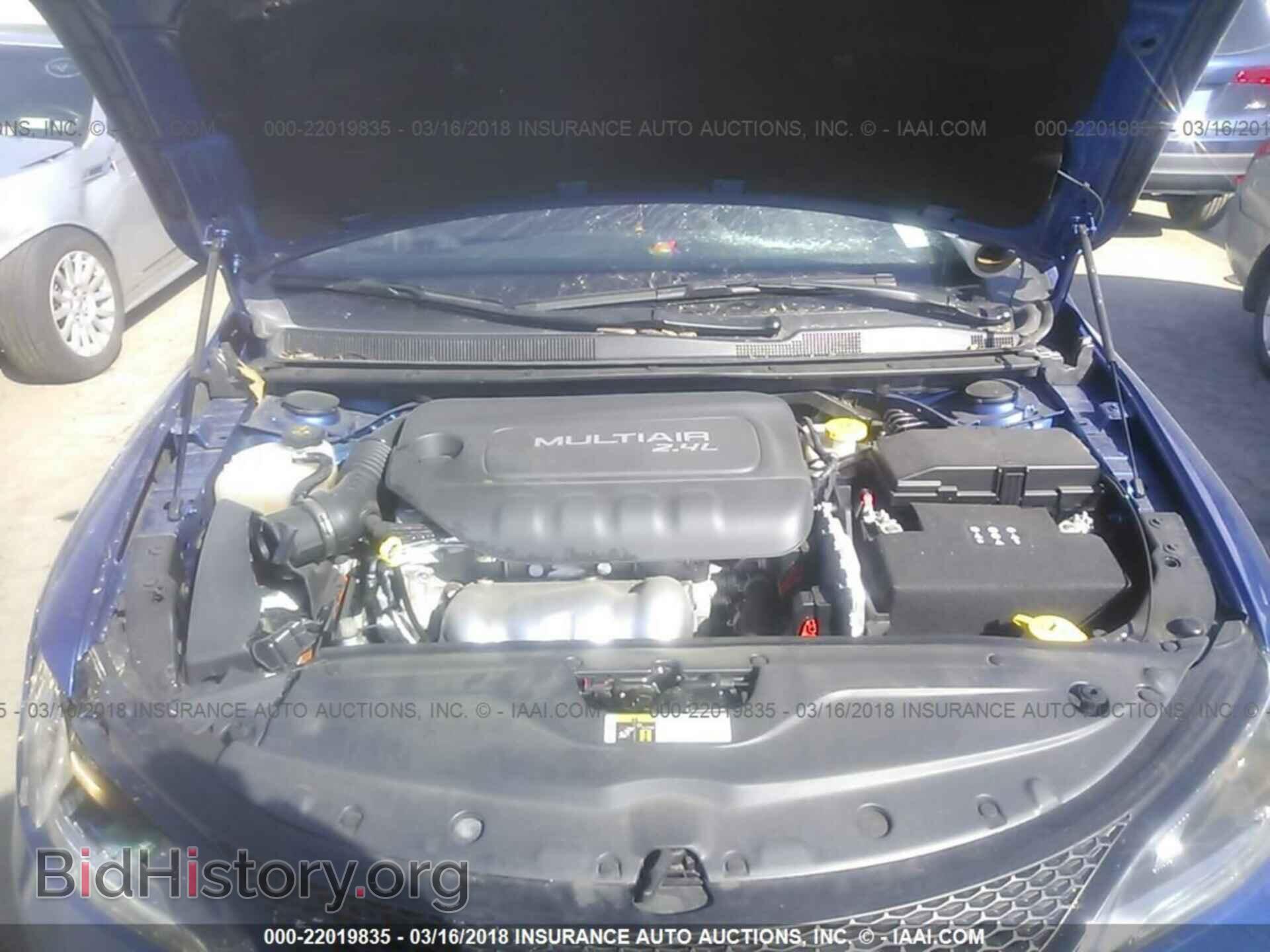 2016 Chrysler 200 - VIN: 1C3CCCBB3GN182959 - Photo 10