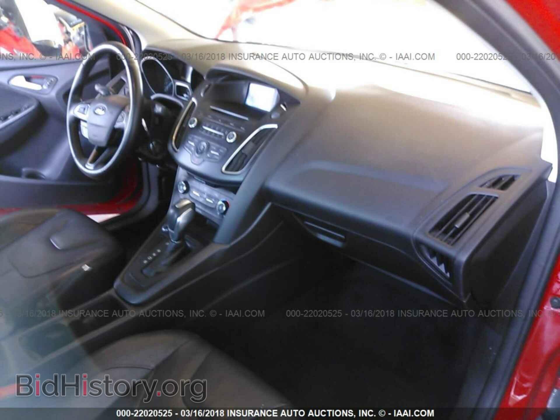 2015 Ford Focus - VIN: 1FADP3F23FL319932 - Photo 5