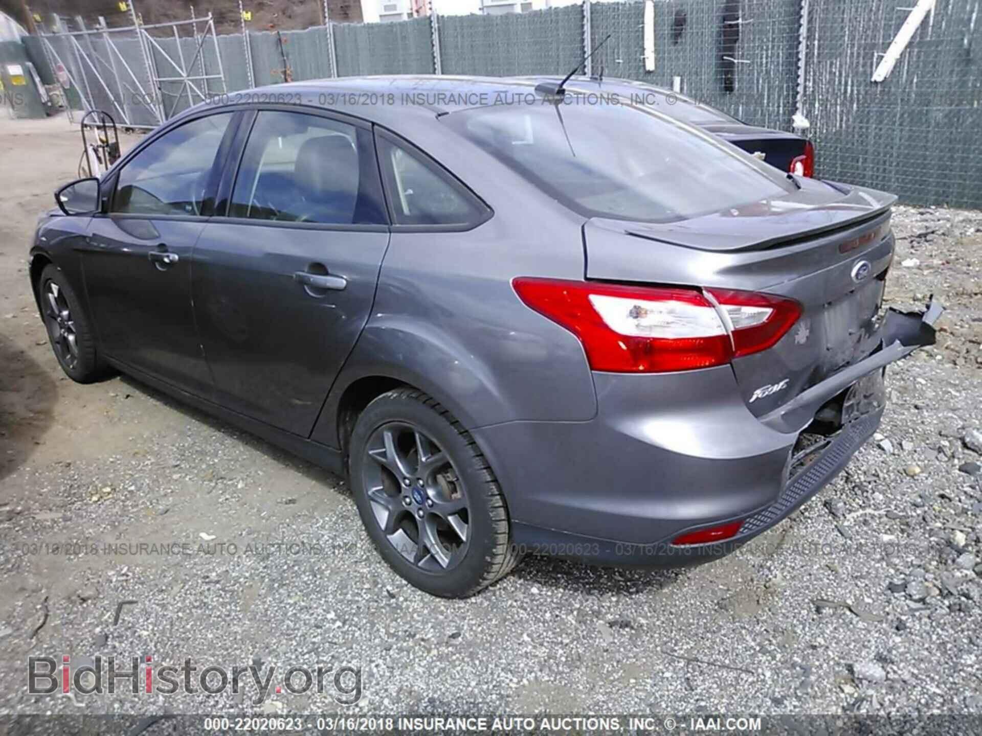 2013 Ford Focus - VIN: 1FADP3F2XDL277871 - Photo 3