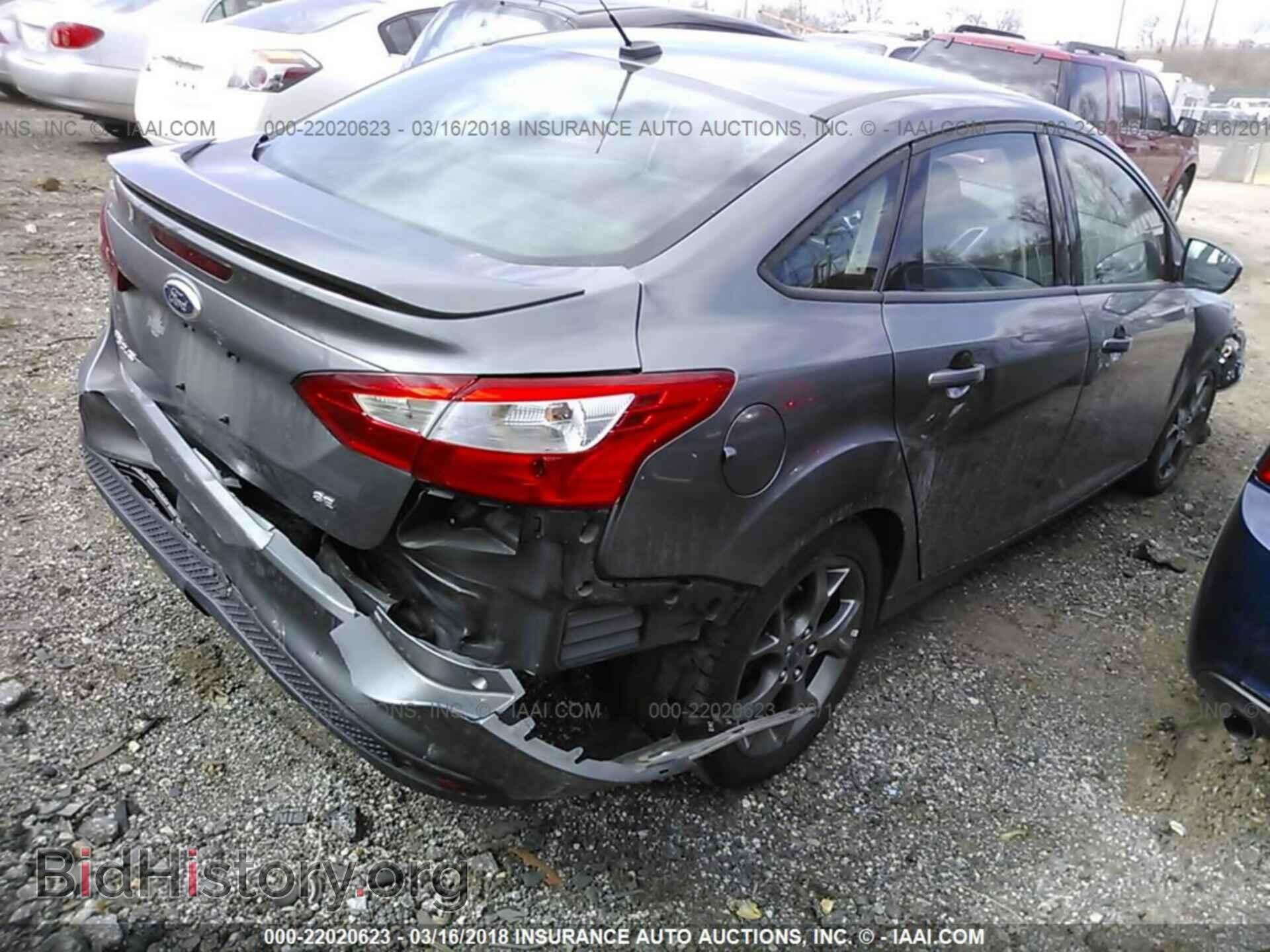 2013 Ford Focus - VIN: 1FADP3F2XDL277871 - Photo 4
