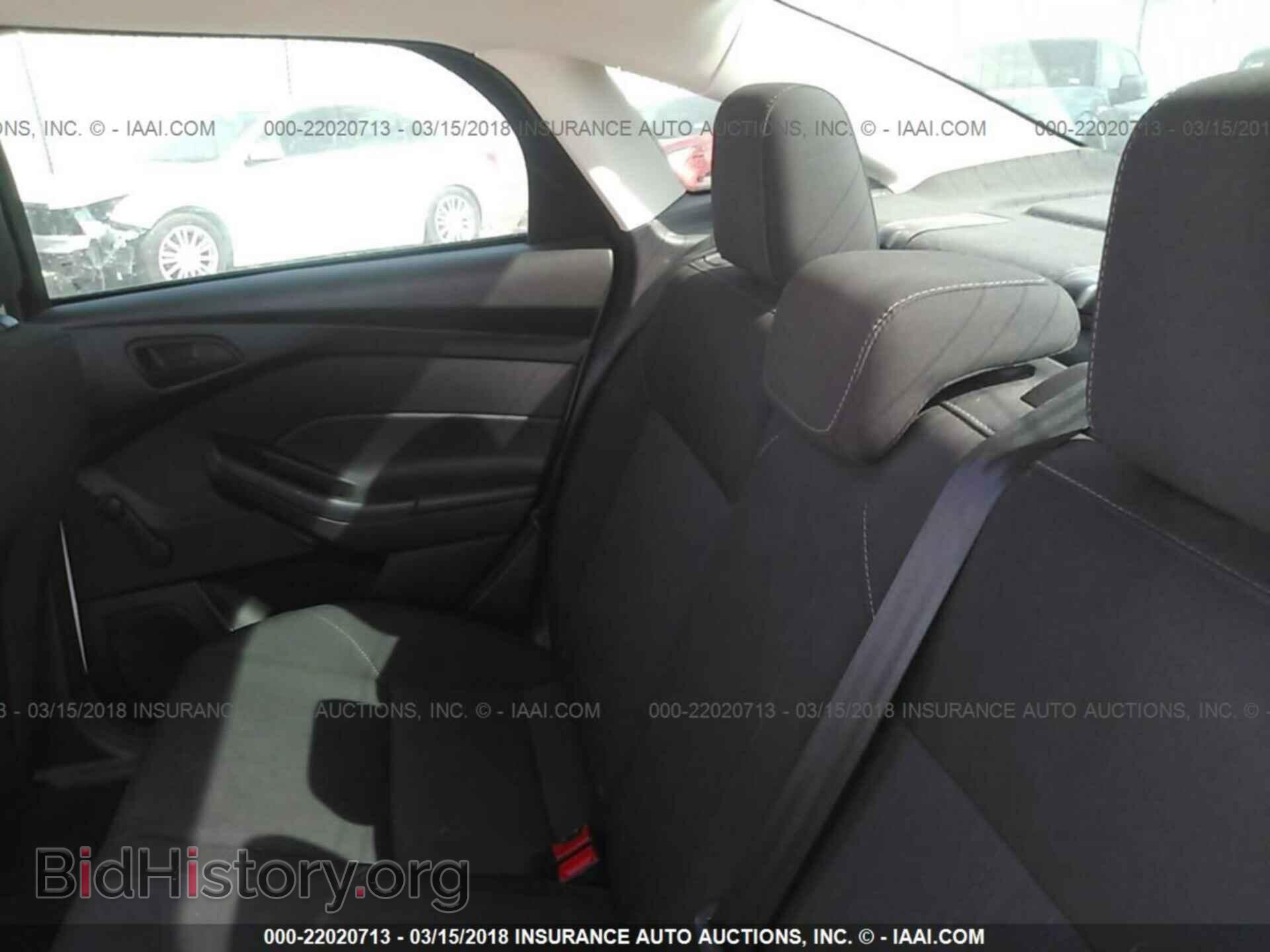2016 Ford Focus - VIN: 1FADP3E28GL245118 - Фото 8