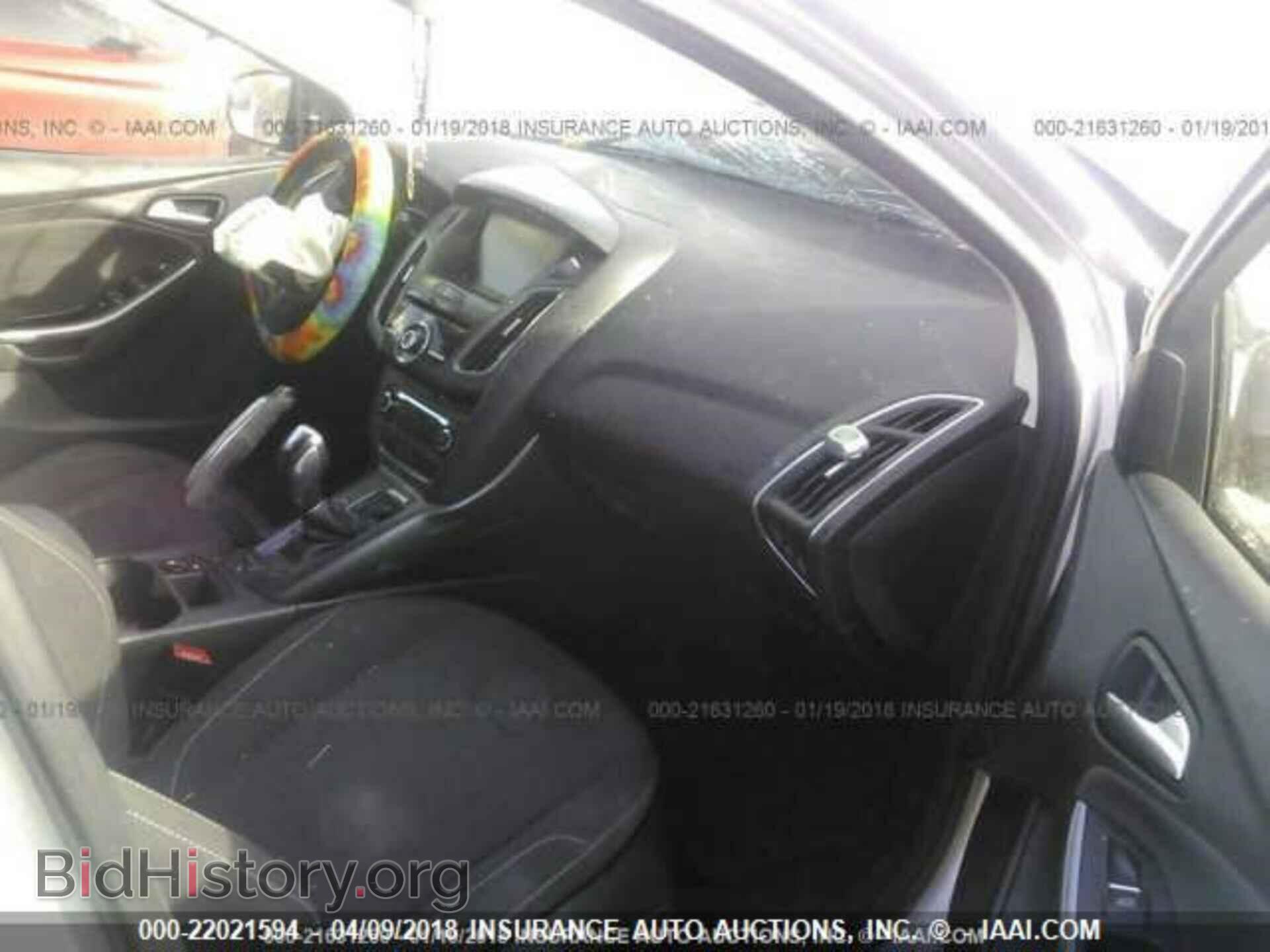 2012 Ford Focus - VIN: 1FAHP3N22CL213910 - Фото 5