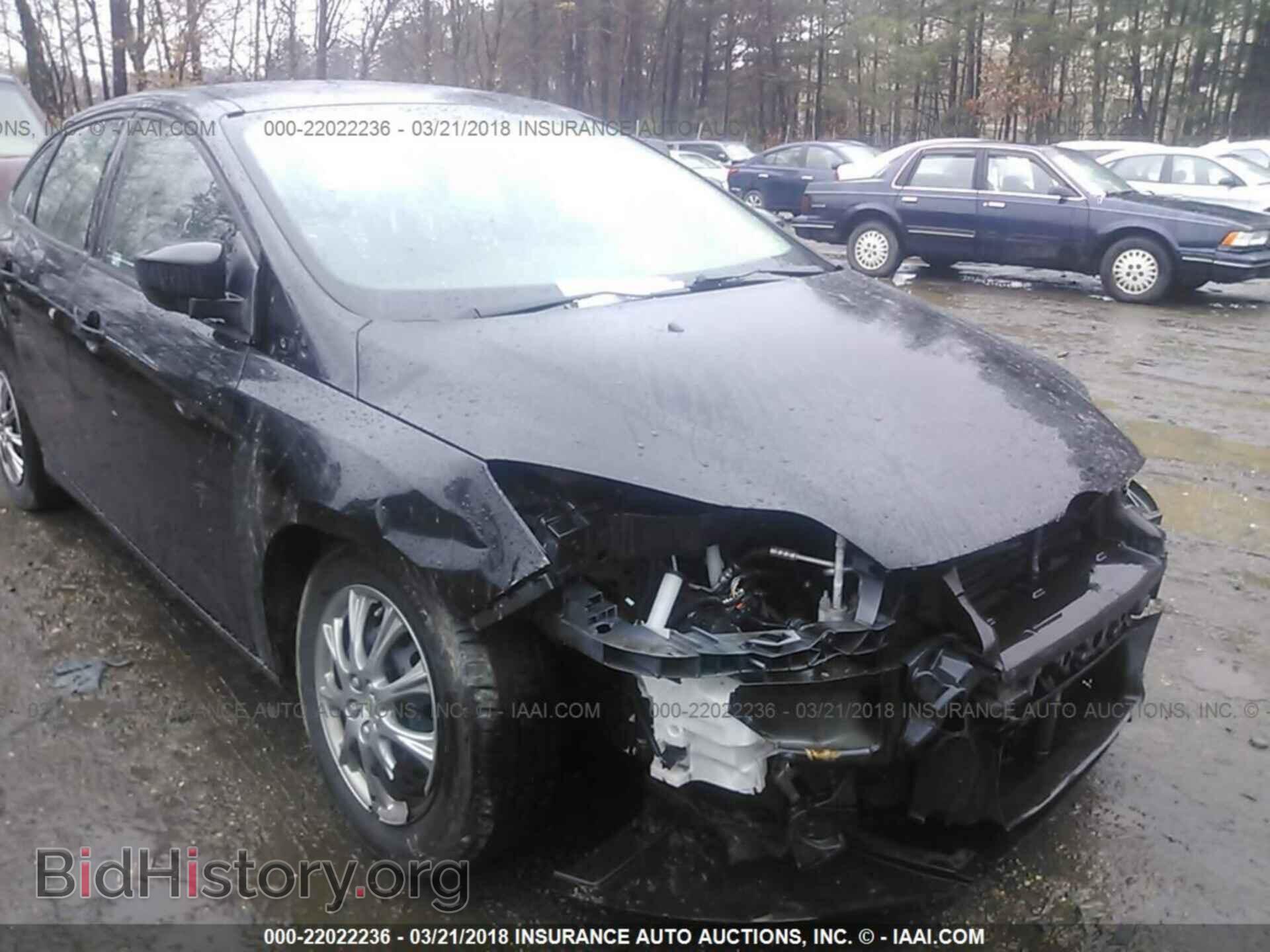 2012 Ford Focus - VIN: 1FAHP3E28CL298851 - Photo 6