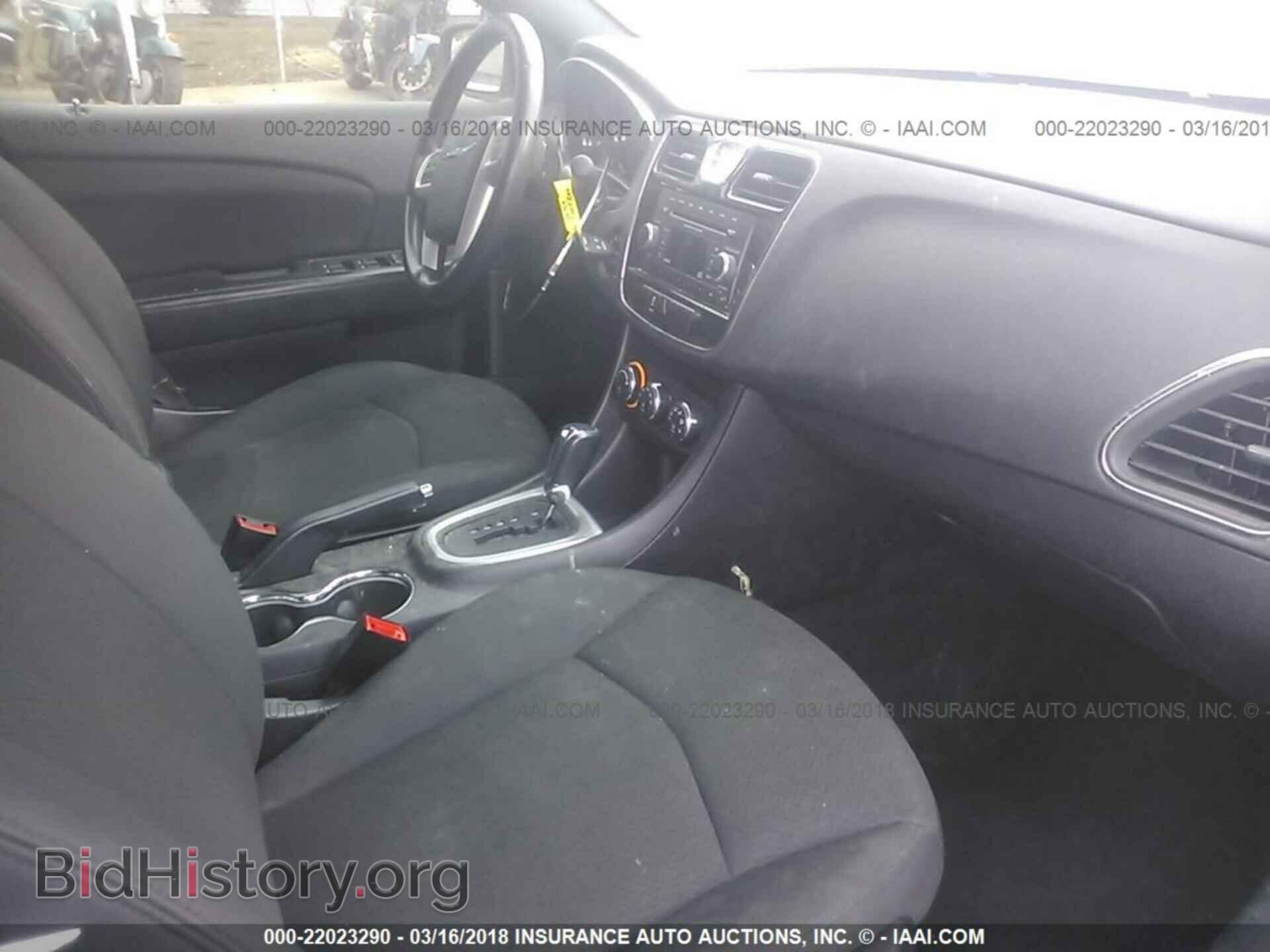 2012 Chrysler 200 - VIN: 1C3CCBBB2CN113927 - Фото 5