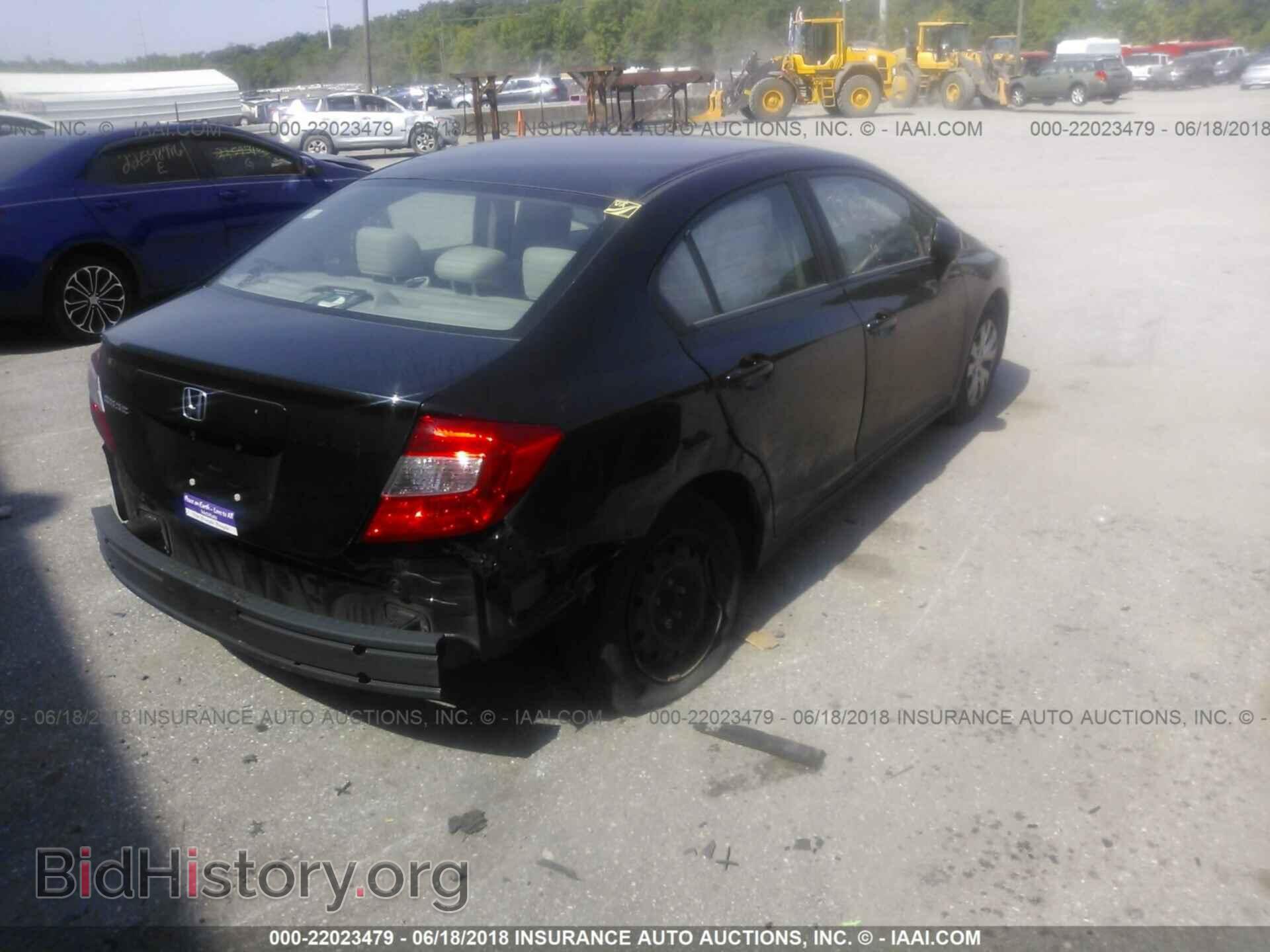 2012 Honda Civic - VIN: 19XFB2F59CE060552 - Photo 4