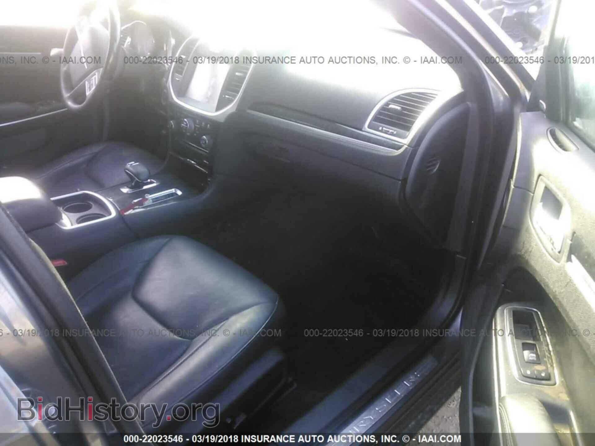 2014 Chrysler 300c - VIN: 2C3CCAKG3EH269606 - Фото 5
