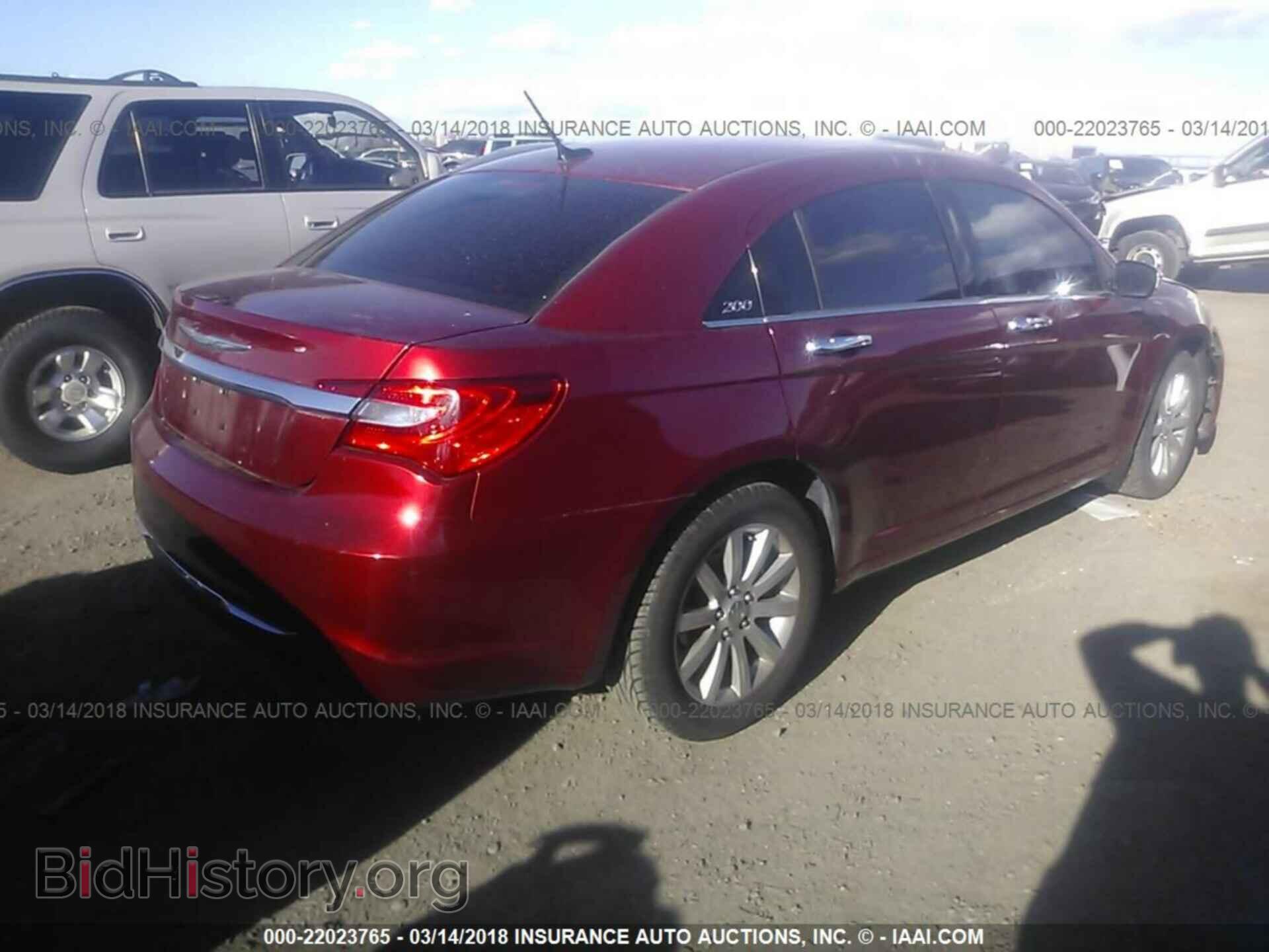 2013 Chrysler 200 - VIN: 1C3CCBCGXDN539733 - Фото 4