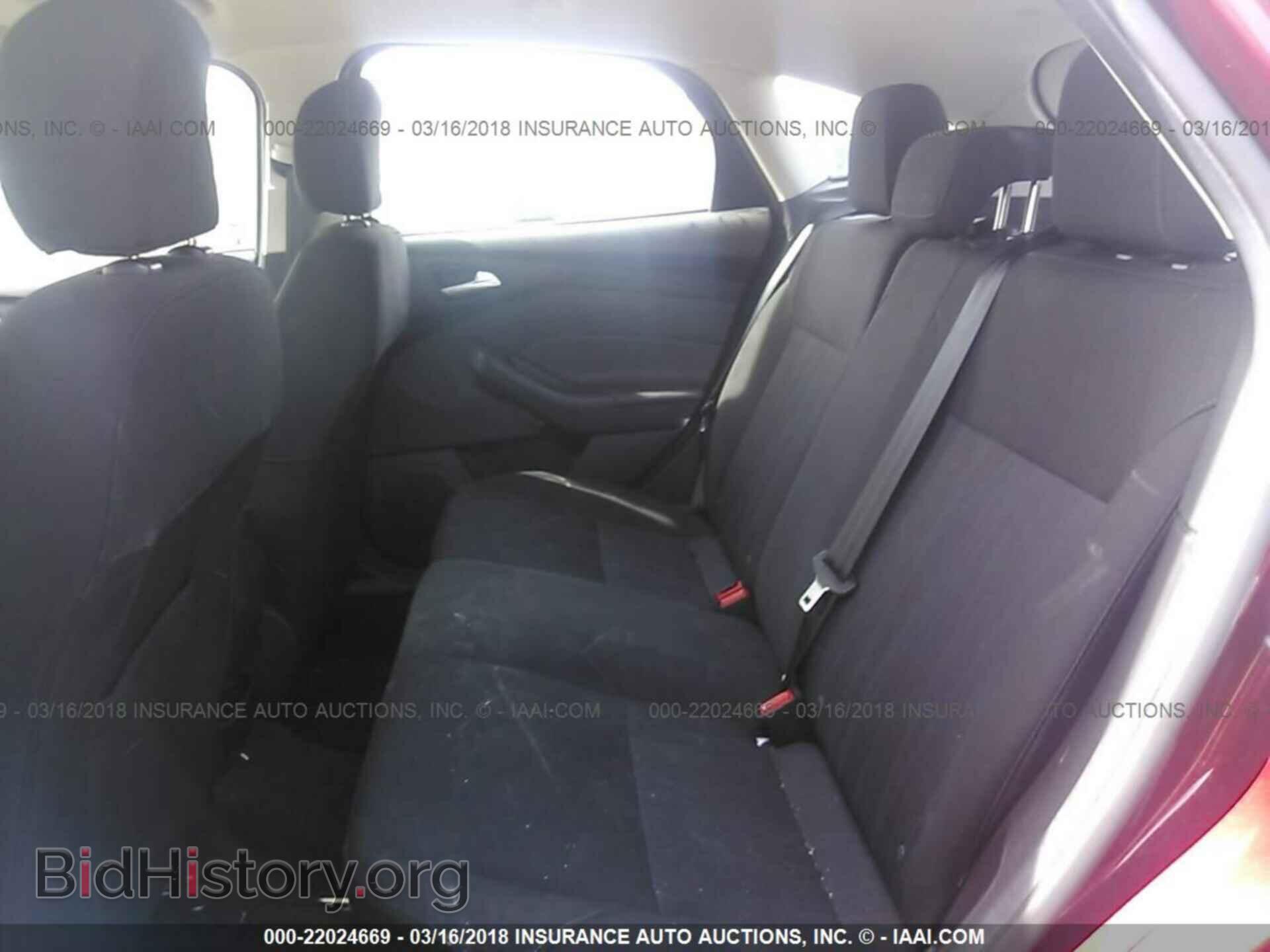 2017 Ford Focus - VIN: 1FADP3K25HL234969 - Photo 8