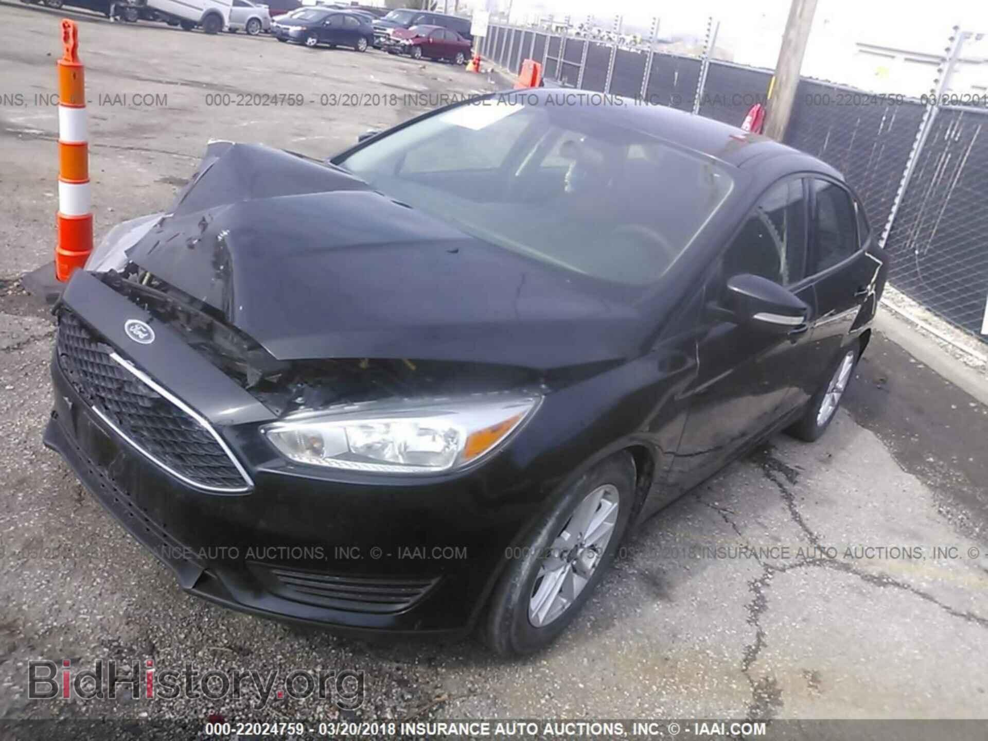 2015 Ford Focus - VIN: 1FADP3F28FL249666 - Photo 2
