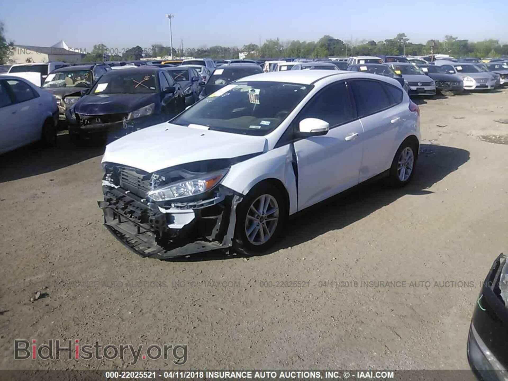2017 Ford Focus - VIN: 1FADP3K21HL210376 - Фото 2
