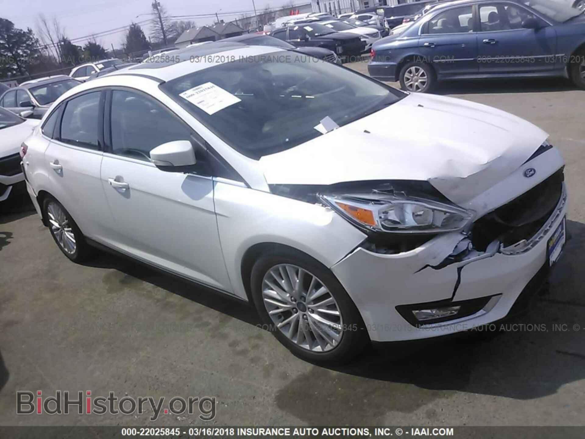 Photo 1FADP3J20FL246929 - Ford Focus 2015