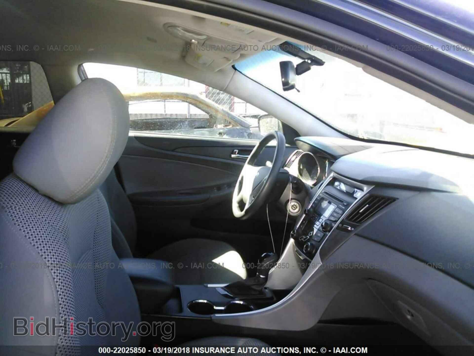 2012 Hyundai Sonata - VIN: 5NPEB4AC3CH413005 - Фото 5