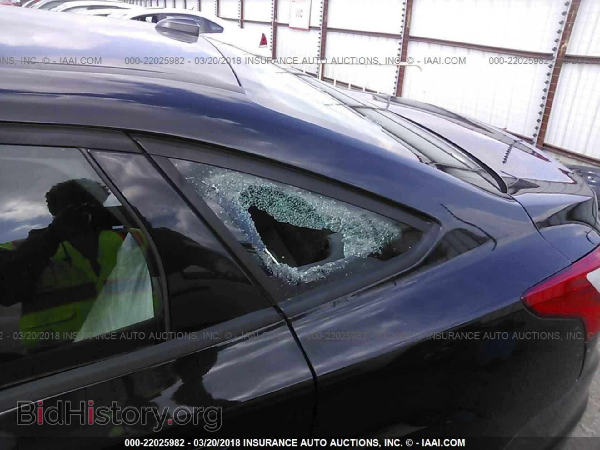 2012 Ford Focus - VIN: 1FAHP3F21CL402966 - Фото 6