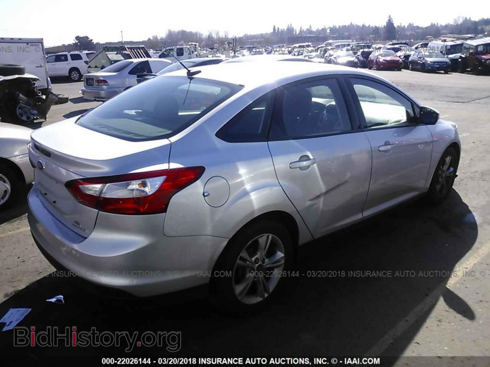 2014 Ford Focus - VIN: 1FADP3F22EL277865 - Фото 4