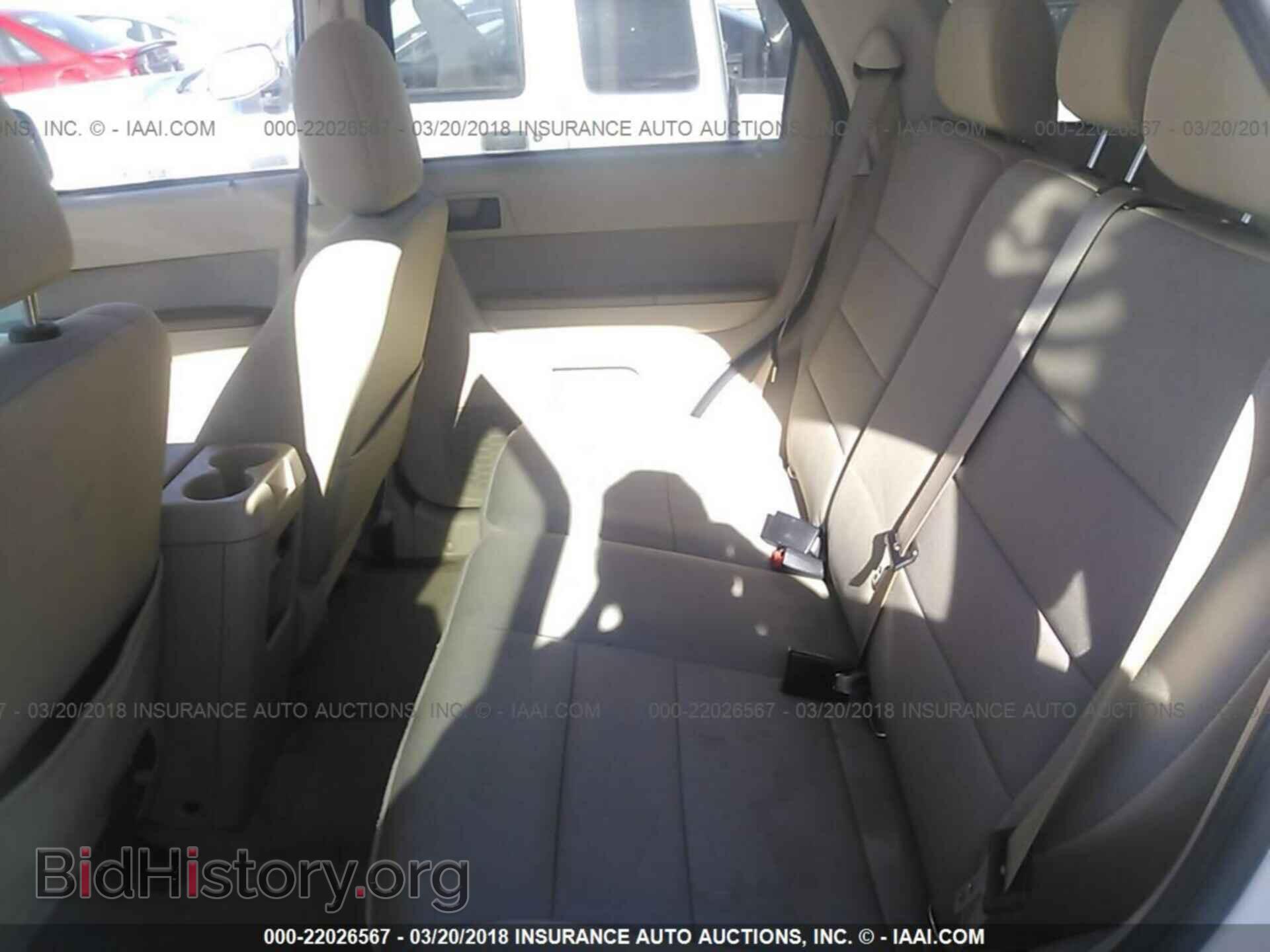 2011 Ford Escape - VIN: 1FMCU9D78BKB35209 - Фото 8