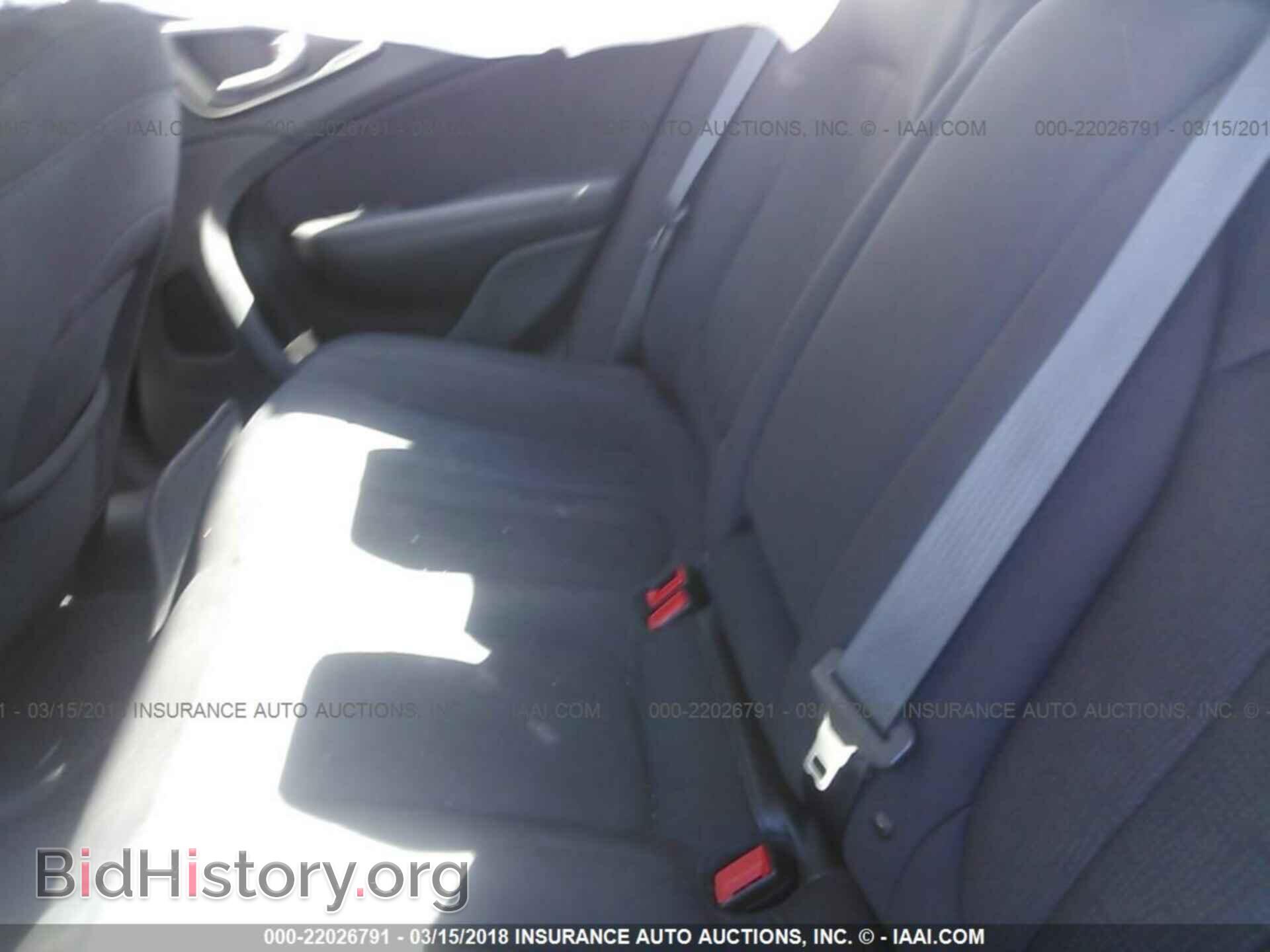 2015 Chrysler 200 - VIN: 1C3CCCAB1FN743675 - Photo 8