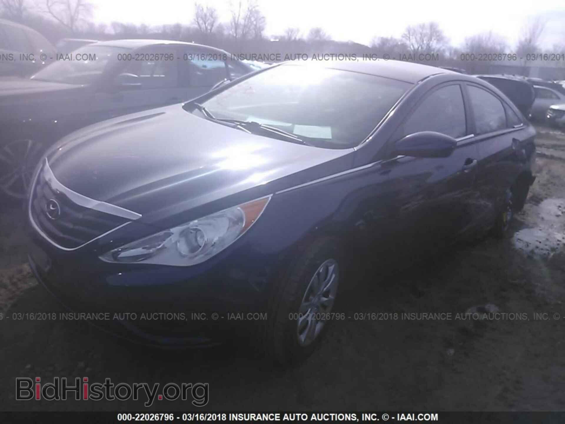 2012 Hyundai Sonata - VIN: 5NPEB4AC9CH480093 - Фото 2