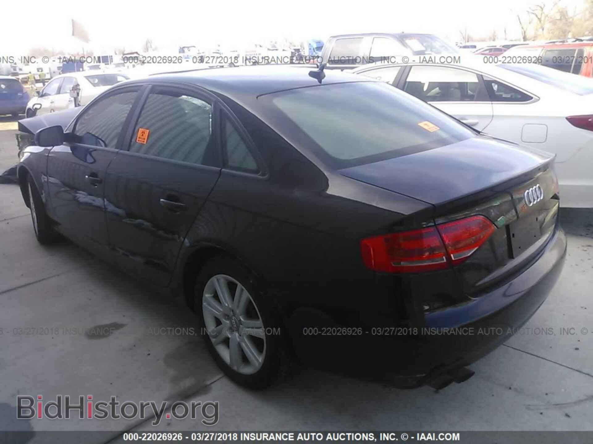2011 Audi A4 - VIN: WAUAFAFL2BN000272 - Фото 3