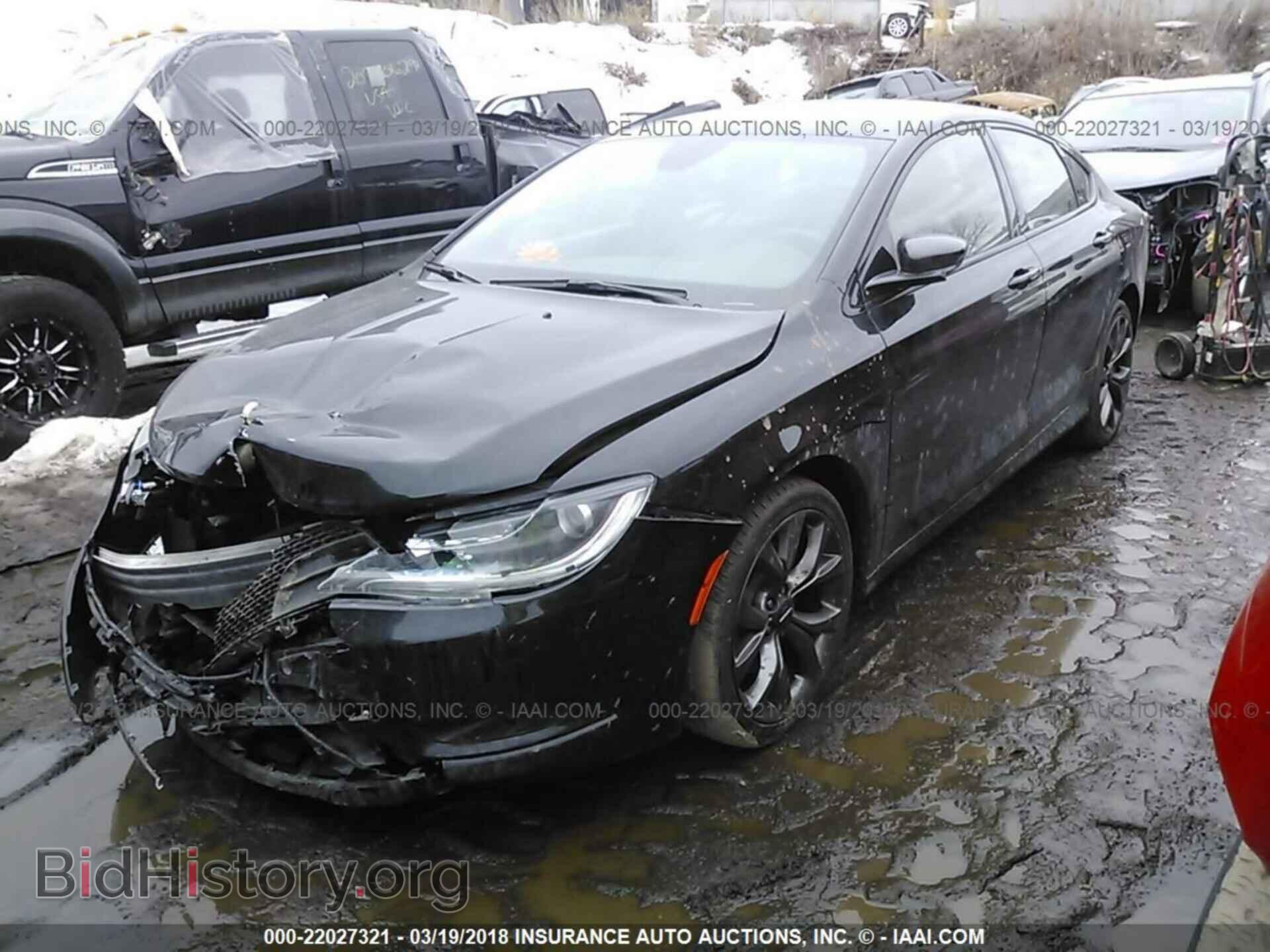 2016 Chrysler 200 - VIN: 1C3CCCDG3GN179584 - Фото 2