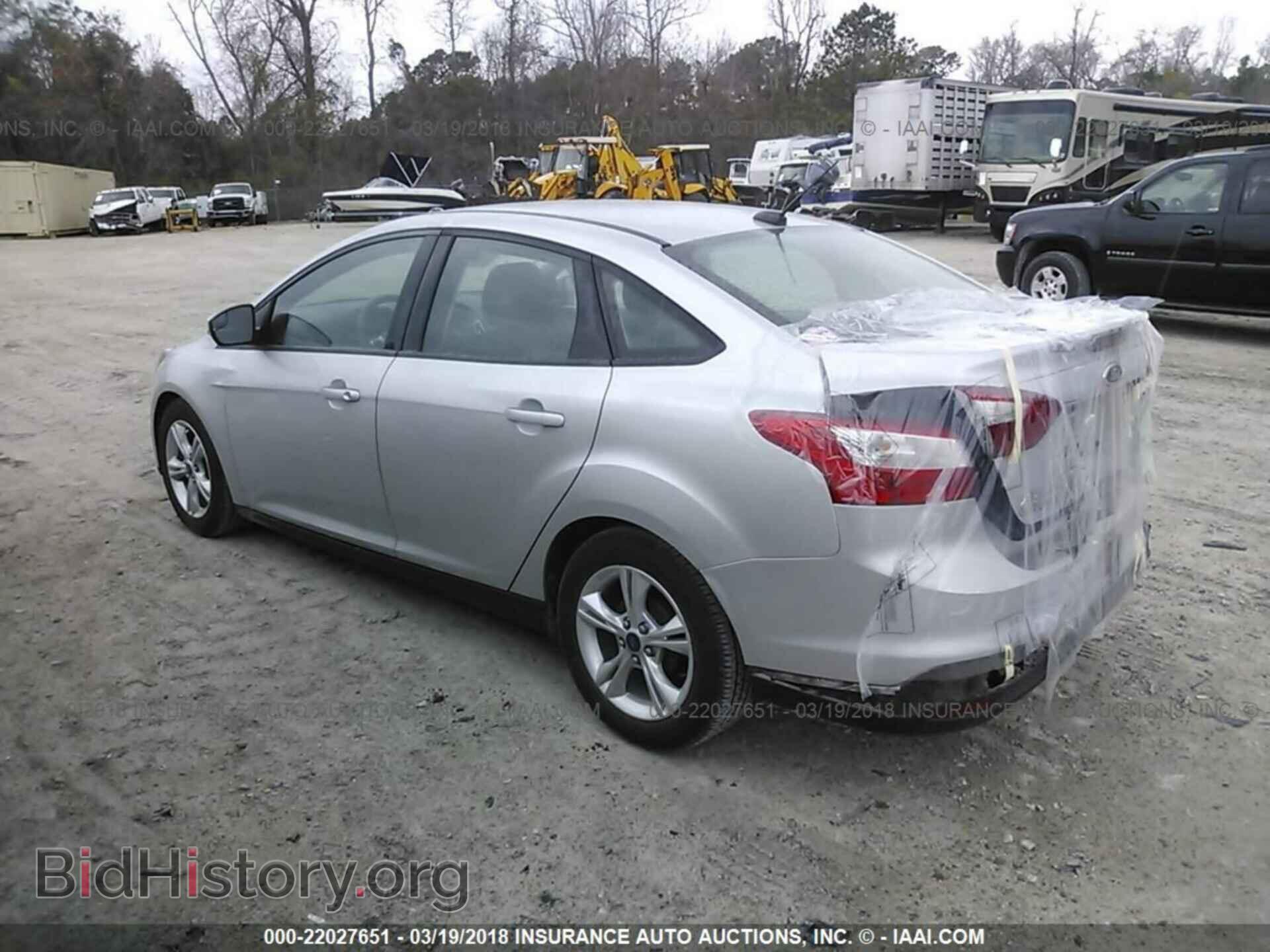 2014 Ford Focus - VIN: 1FADP3F29EL345238 - Photo 3