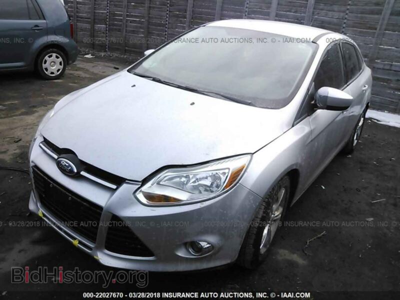 2012 Ford FOCUS (VIN 1FAHP3F2XCL452300) — photo 2 of 10