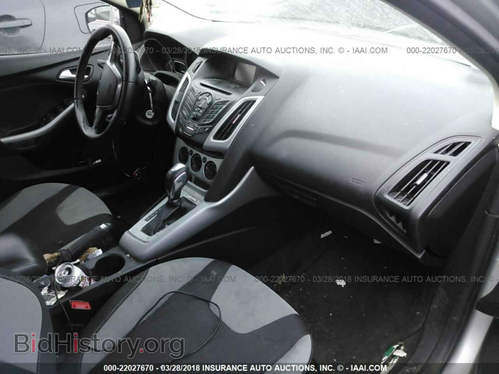 2012 Ford Focus - VIN: 1FAHP3F2XCL452300 - Фото 5