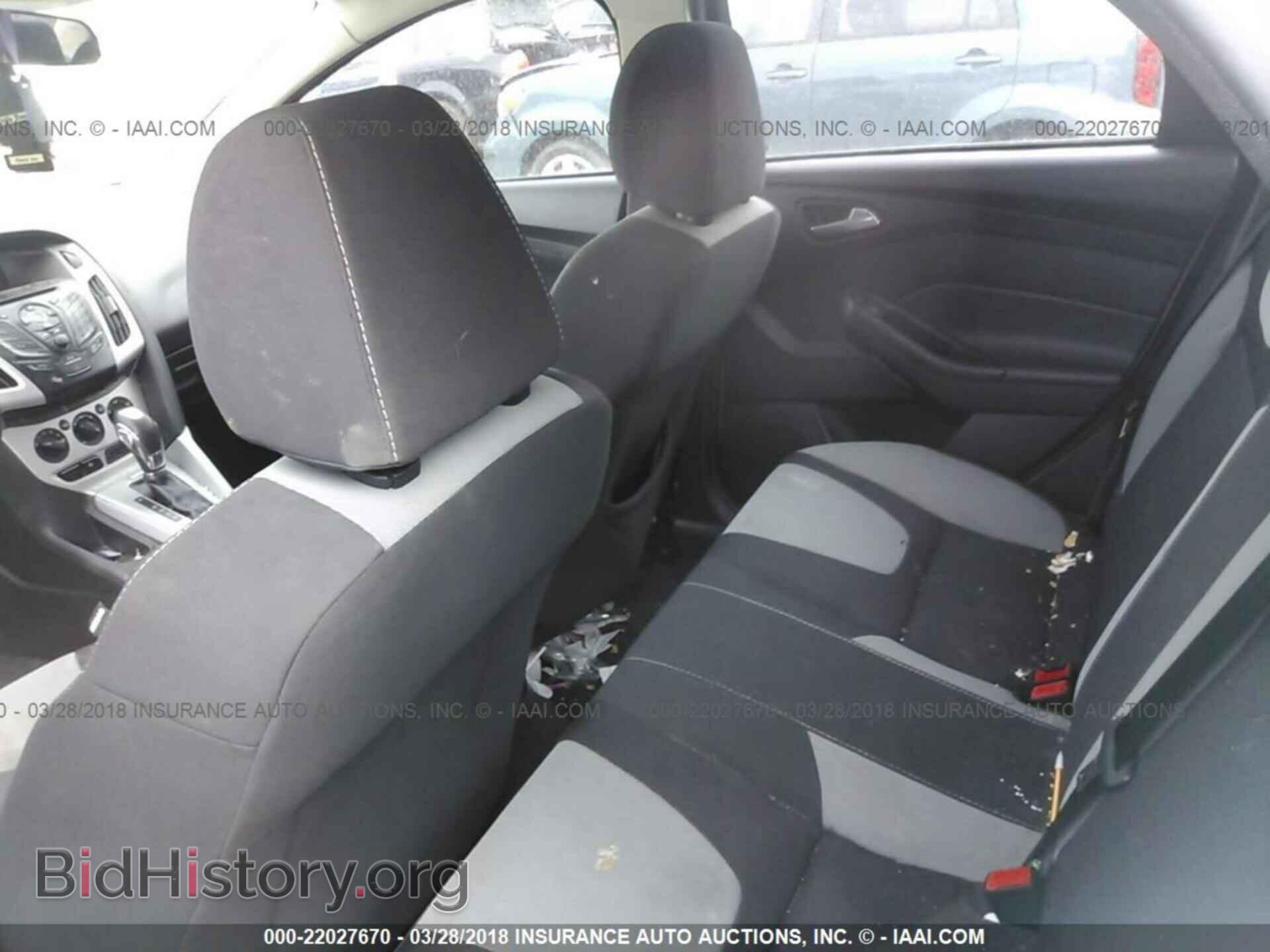 2012 Ford Focus - VIN: 1FAHP3F2XCL452300 - Фото 8