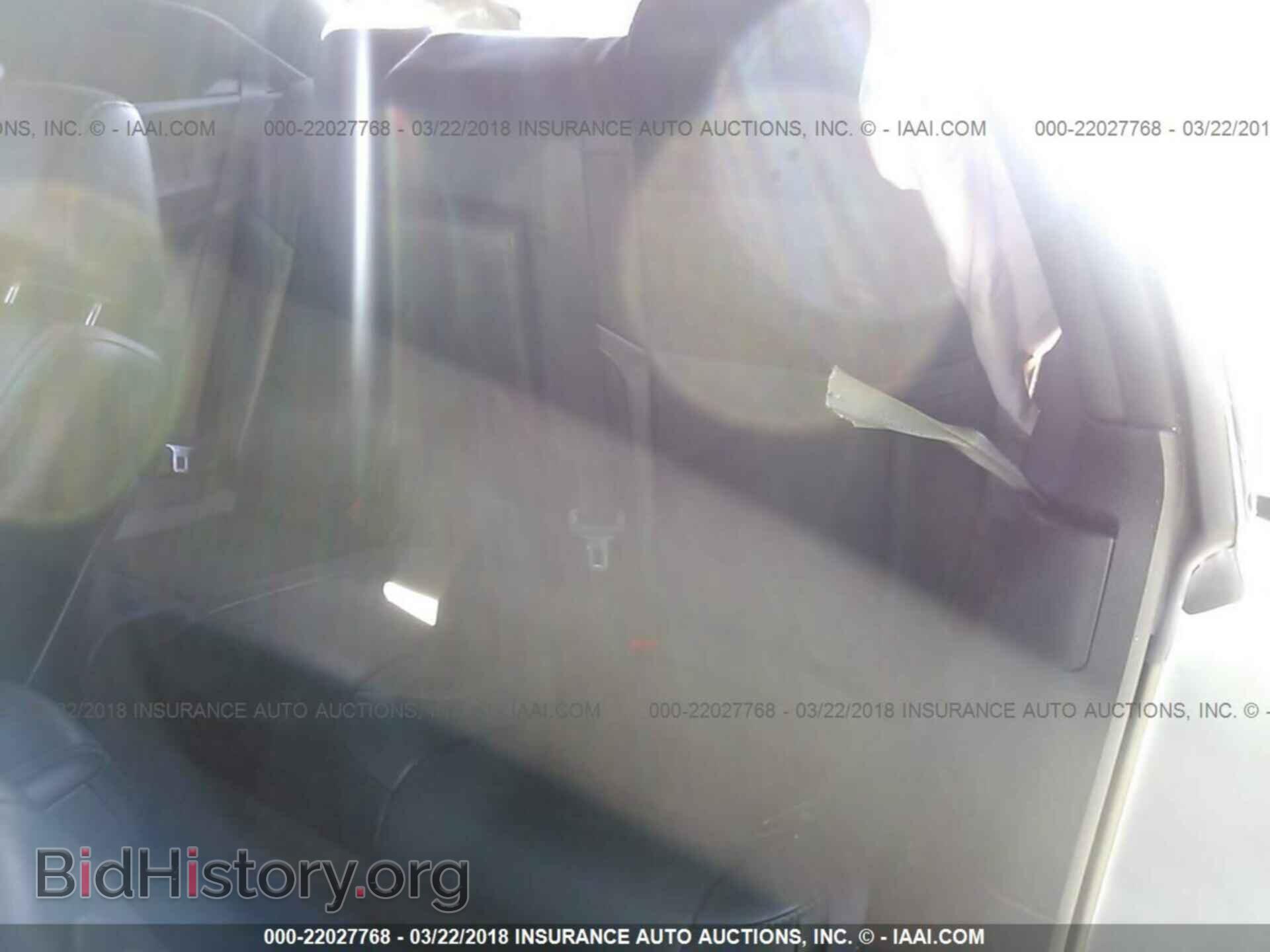 2015 Dodge Challenger - VIN: 2C3CDZBT7FH913778 - Photo 8