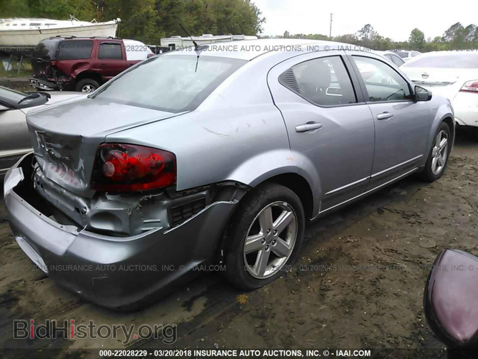 2013 Dodge Avenger - VIN: 1C3CDZAB2DN642982 - Photo 4