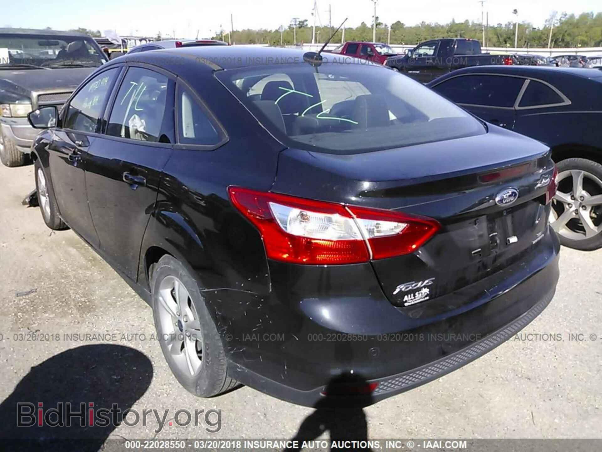 2014 Ford Focus - VIN: 1FADP3F24EL403112 - Фото 3